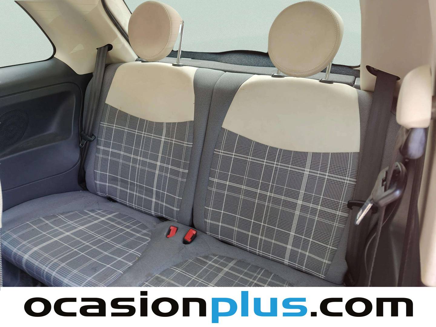 Foto asientos traseros Fiat 500 Fiat 500 1.2 8v Lounge (69 CV)