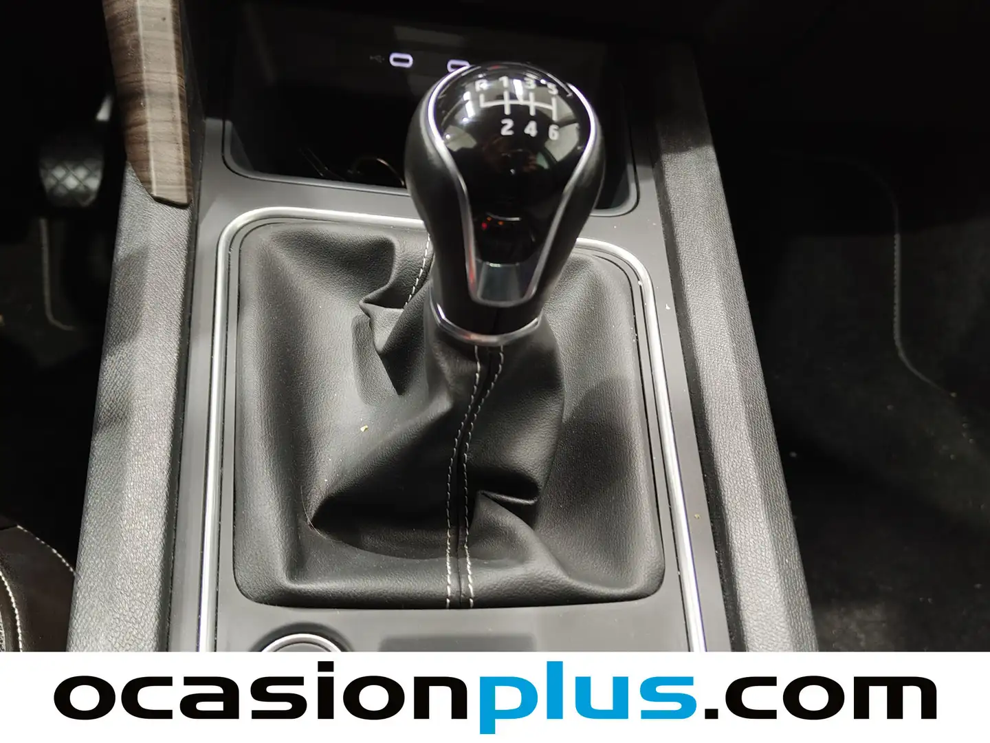 Foto Seat León SEAT León 1.5 TSI S&S Xcellence Go M  (130 CV)