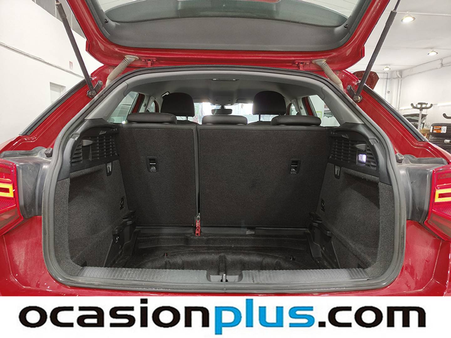 Foto Audi Q2 Audi Q2 design edition 1.6 TDI (116 CV)