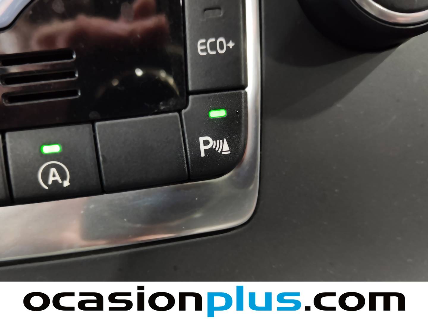 Equipamiento del Volvo V60 Cross Country Volvo V60 Cross Country D3 Kinetic Auto (150 CV)