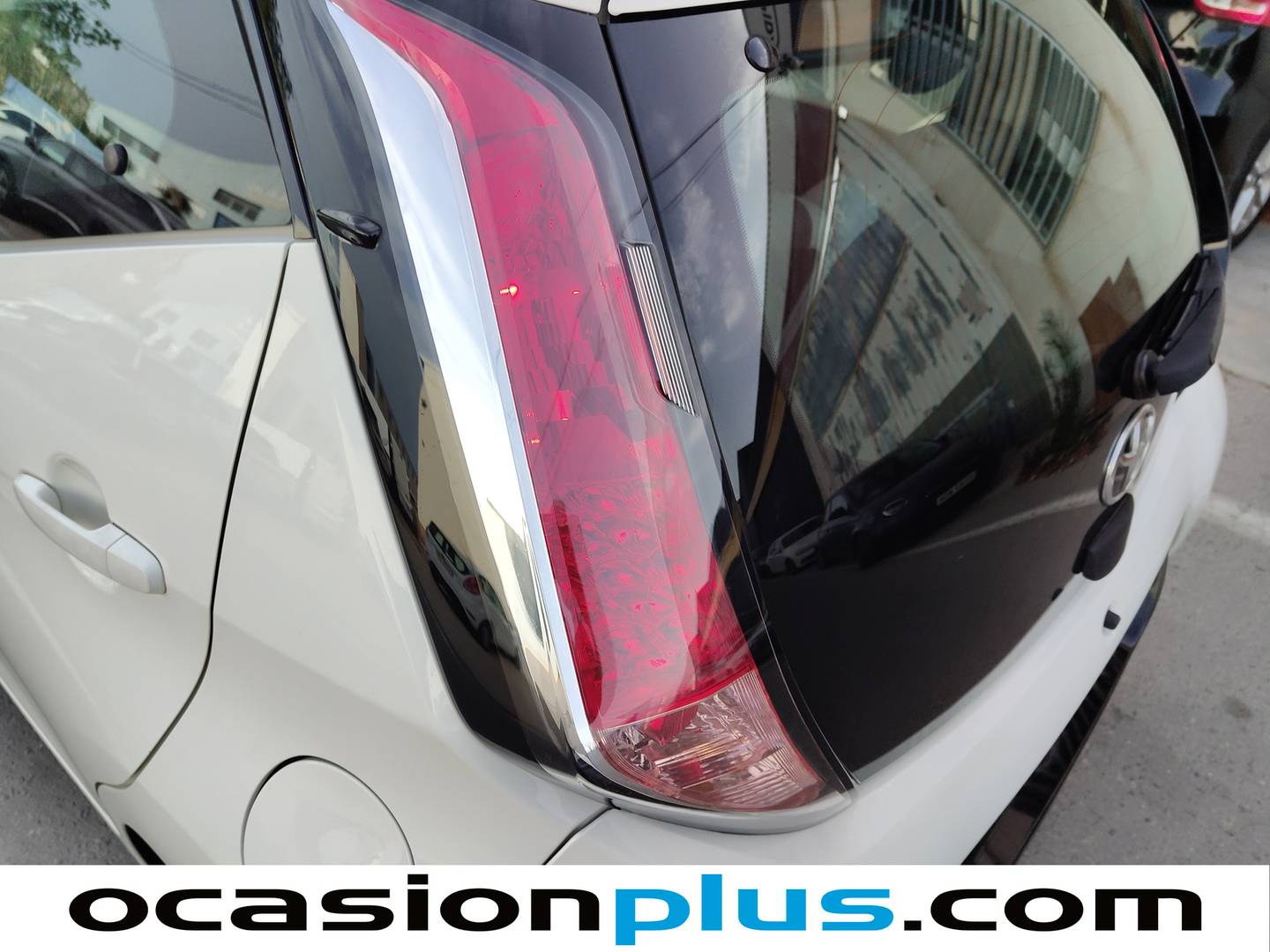 Toyota Aygo Toyota Aygo 1.0 70 x-play (69 CV) km 0