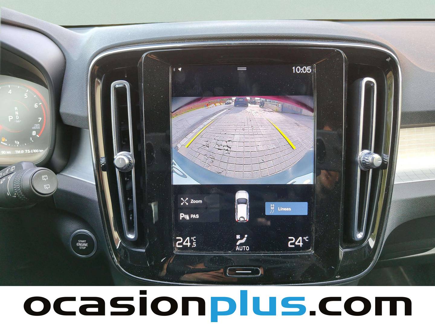 Equipamiento del Volvo XC40 Volvo XC40 T3 Momentum Auto (163 CV)