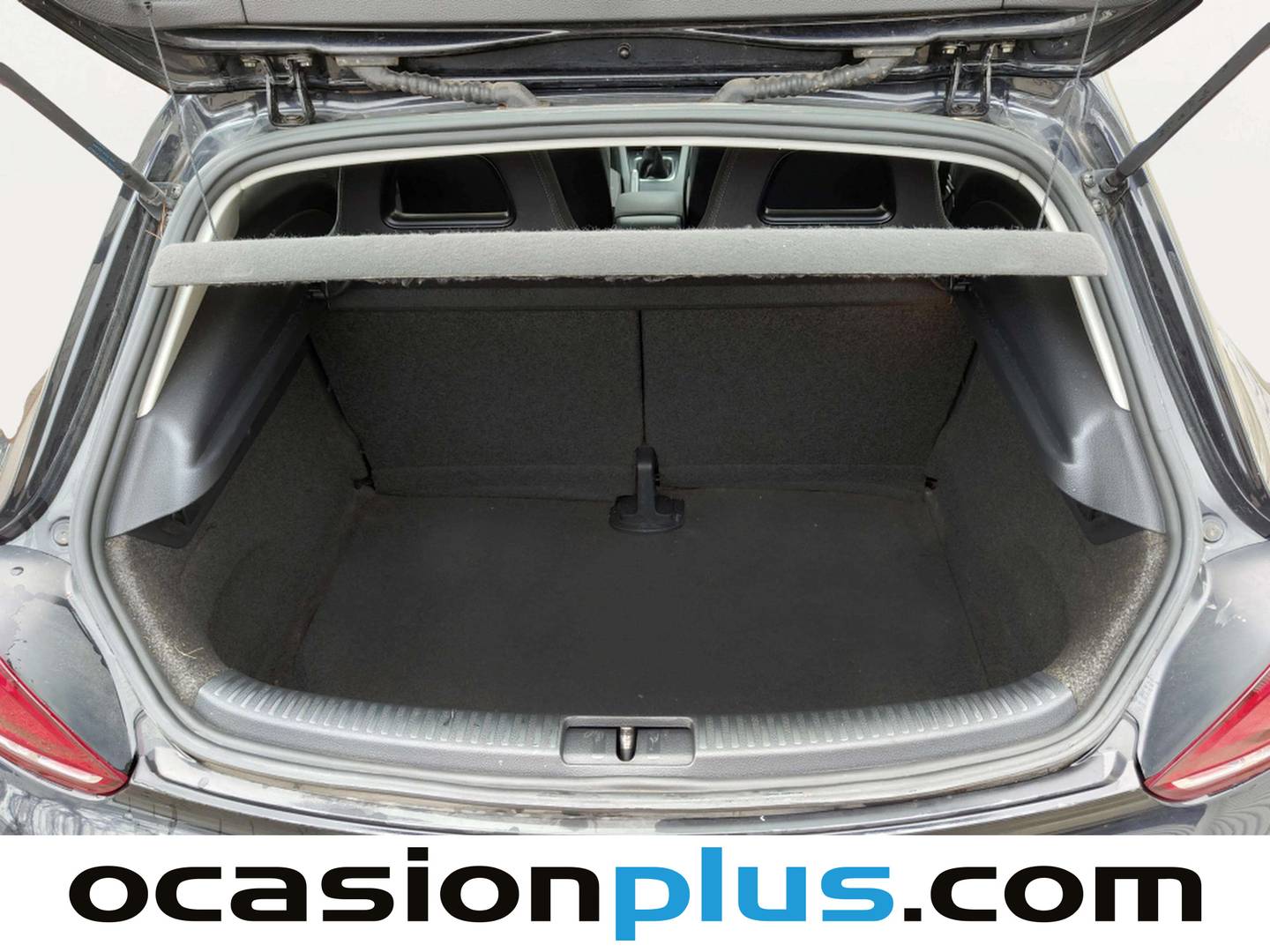 Foto Volkswagen Scirocco Volkswagen Scirocco 1.4 TSI (122 CV) siete plazas