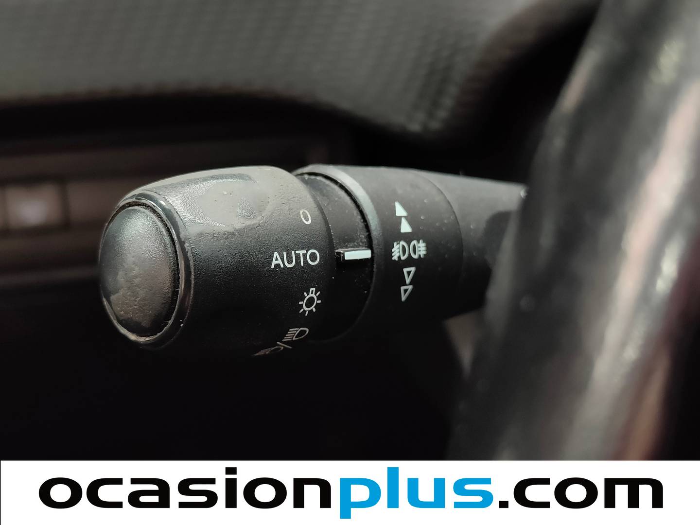 Acabados Peugeot 2008 Peugeot 2008 BlueHDi 120 S&S Allure (120 CV)