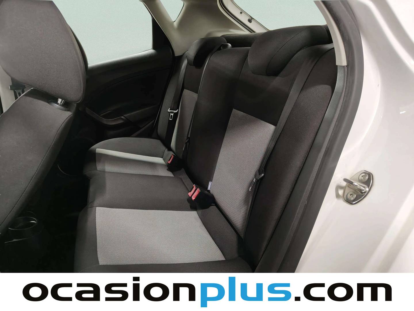 Foto asientos traseros Seat Ibiza SEAT Ibiza 1.4 TDI CR S&S Full Connect (90 CV)