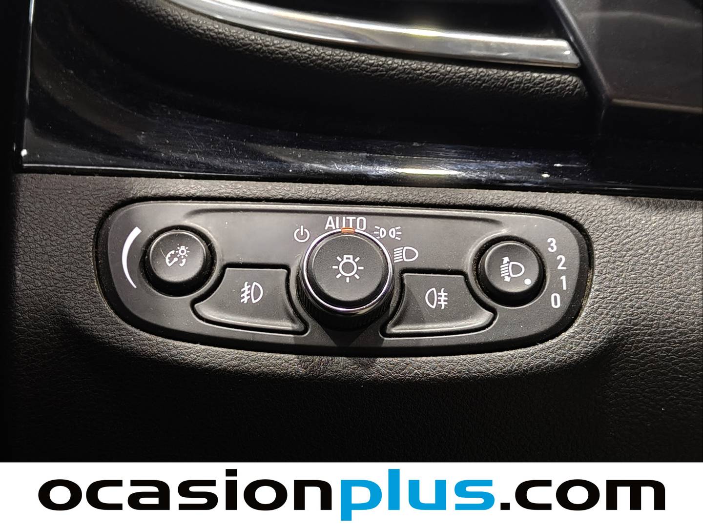 Foto Opel Mokka X Opel Mokka X 1.4 Turbo GLP Selective 4X2 (140 CV)