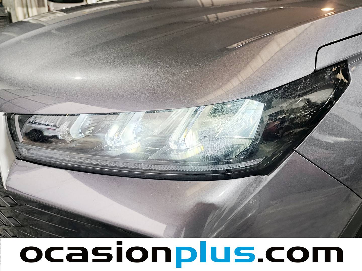Acabados EBRO S400 EBRO S400 1.5 DHE HEV Premium CVT (211 CV)