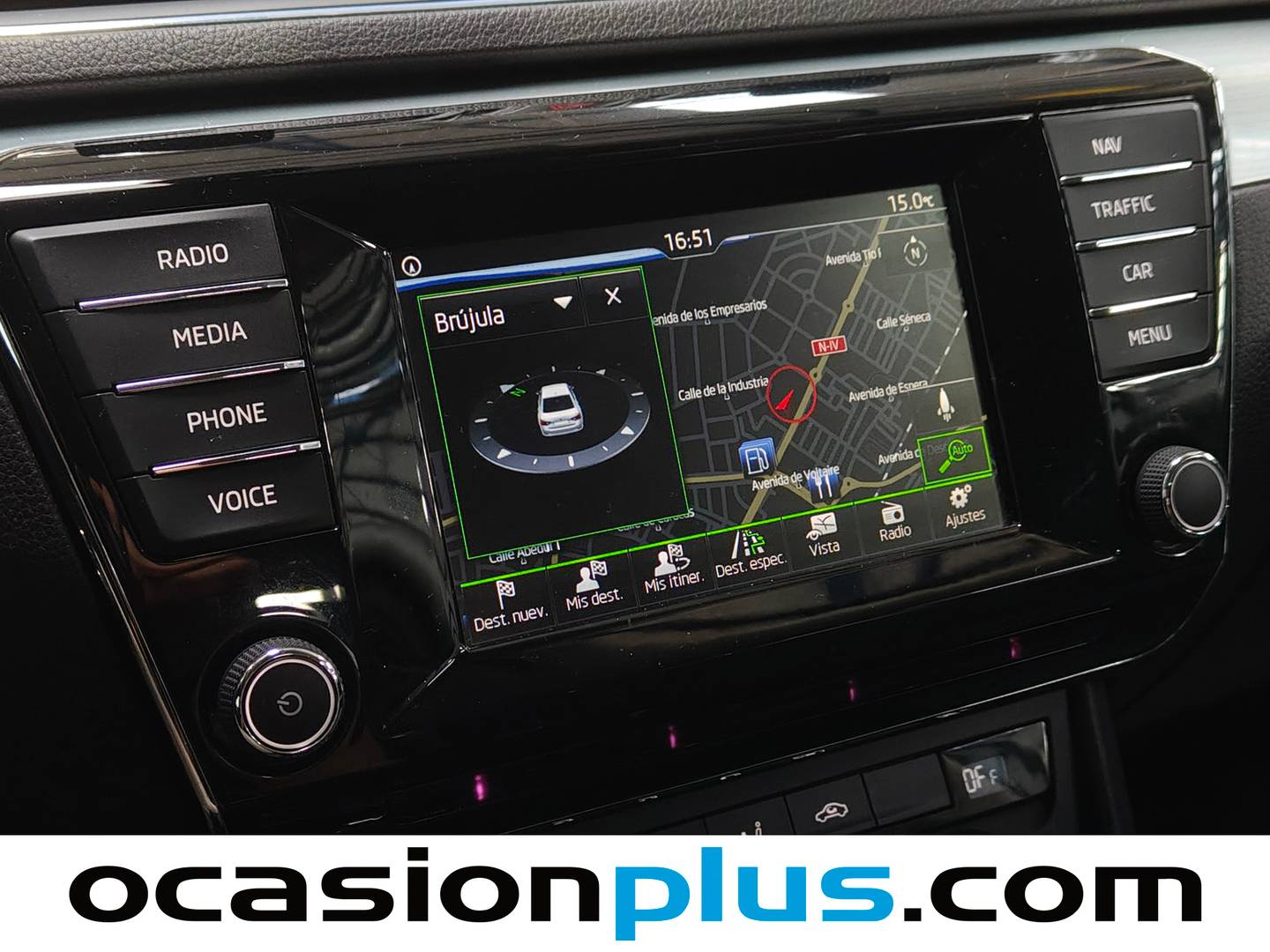 Extras y acabados del Skoda Superb Skoda Superb 1.6 TDI CR Ambition (120 CV)