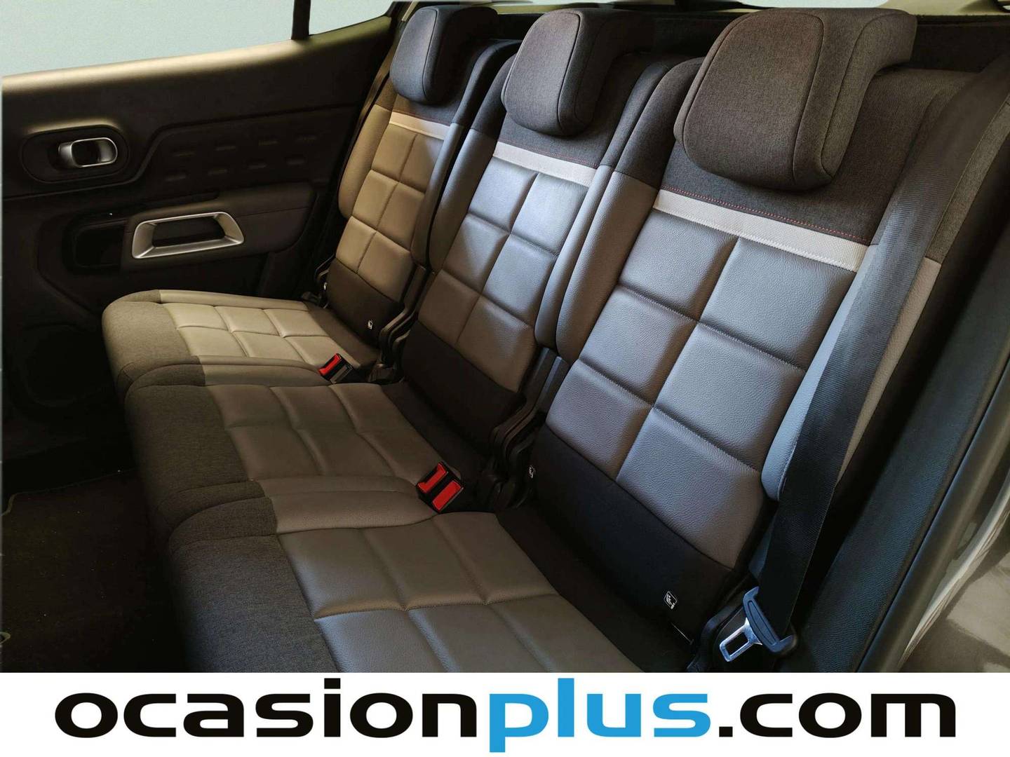 Foto asientos traseros Citroën C5 Aircross Citroën C5 Aircross BlueHdi 180 S&S Shine EAT8 (177 CV)