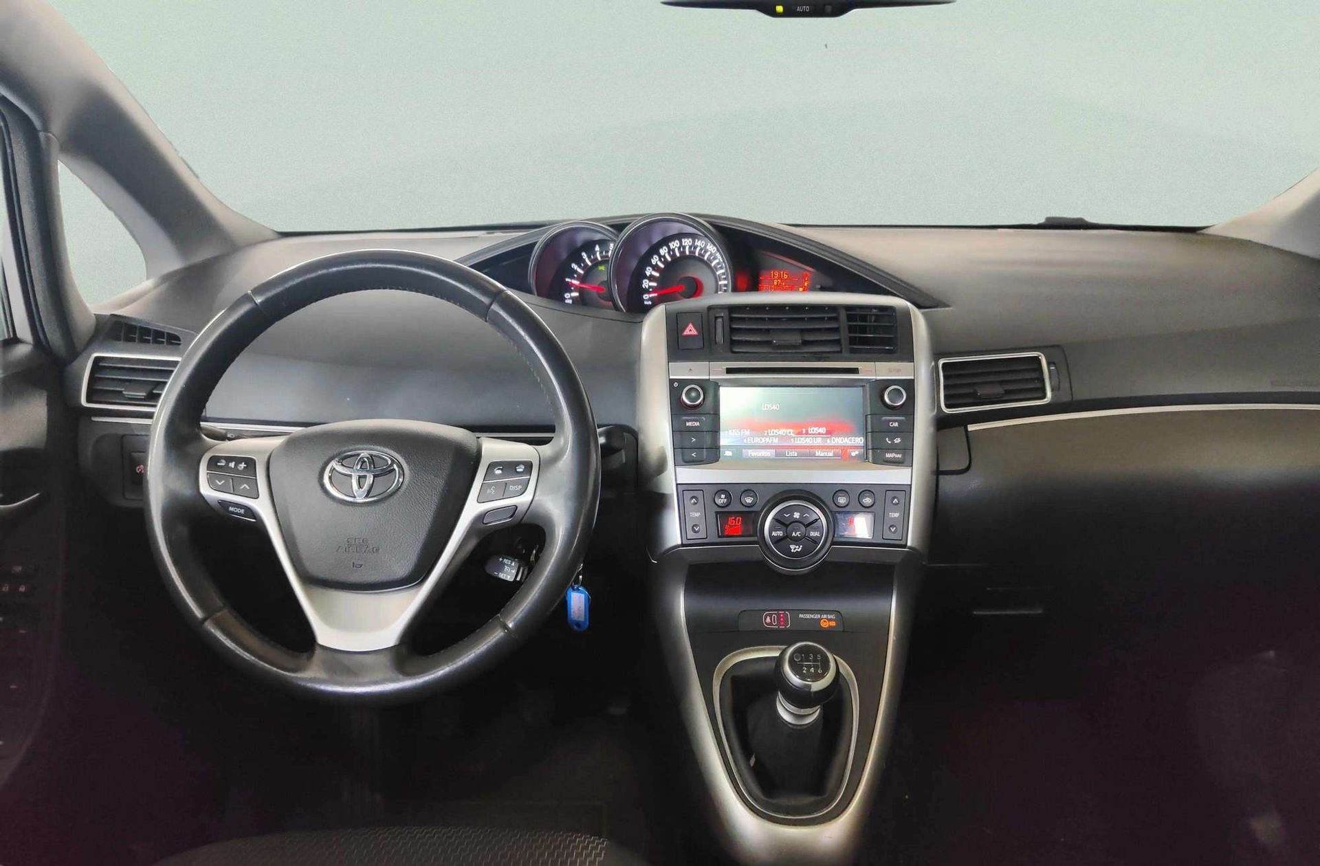 Toyota Verso 115D Advance - foto 7