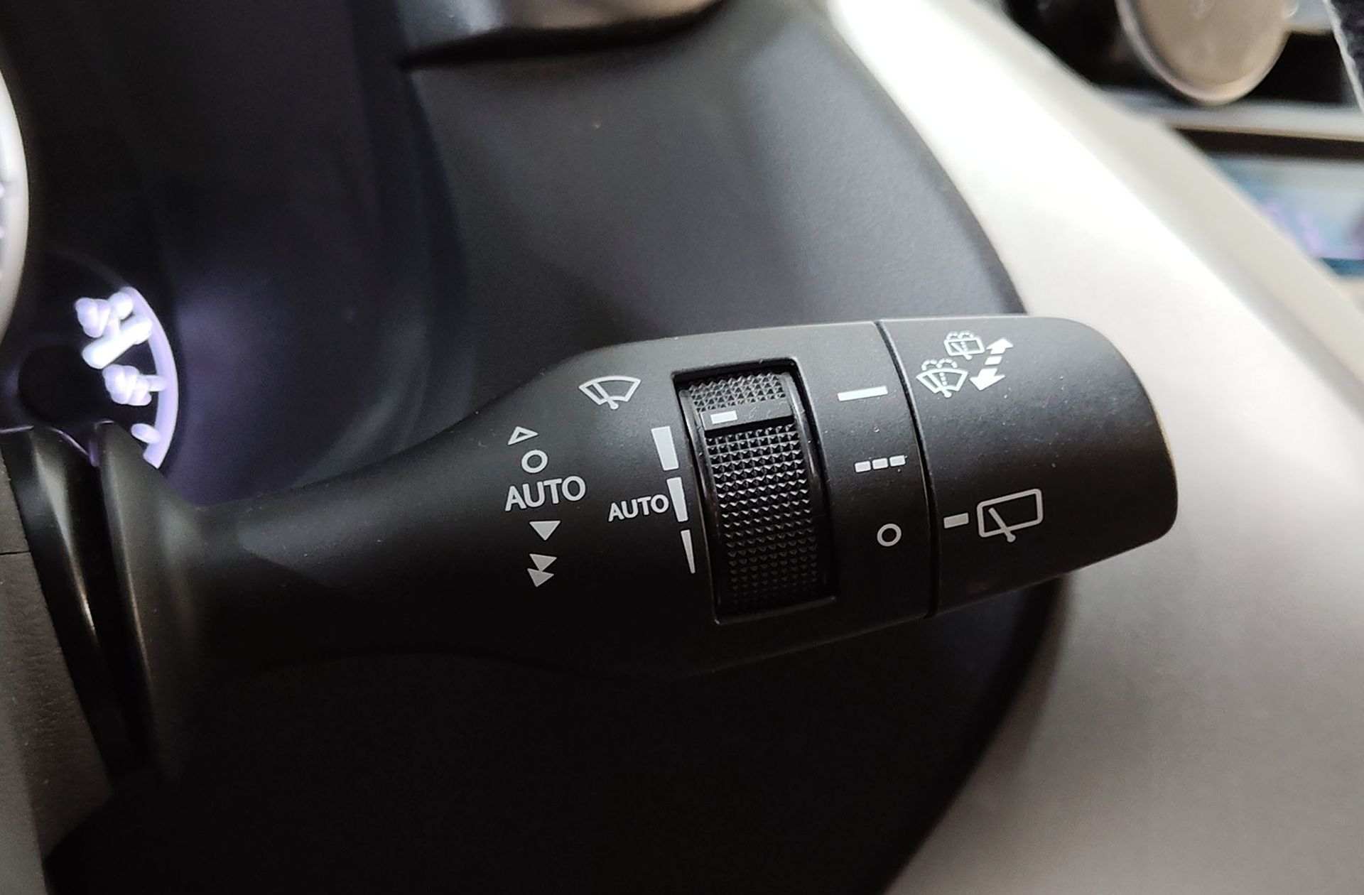 Lexus NX 300h Executive Tecno 4WD - foto 39