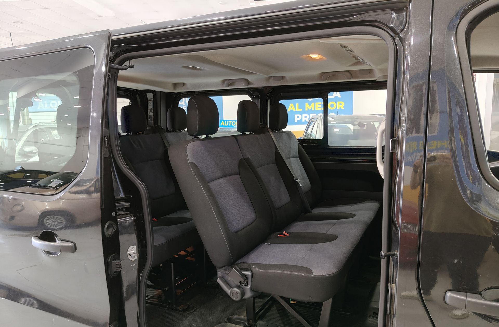 Opel Vivaro 1.6CDTI L1 2.7t Combi-9 plazas - foto 13