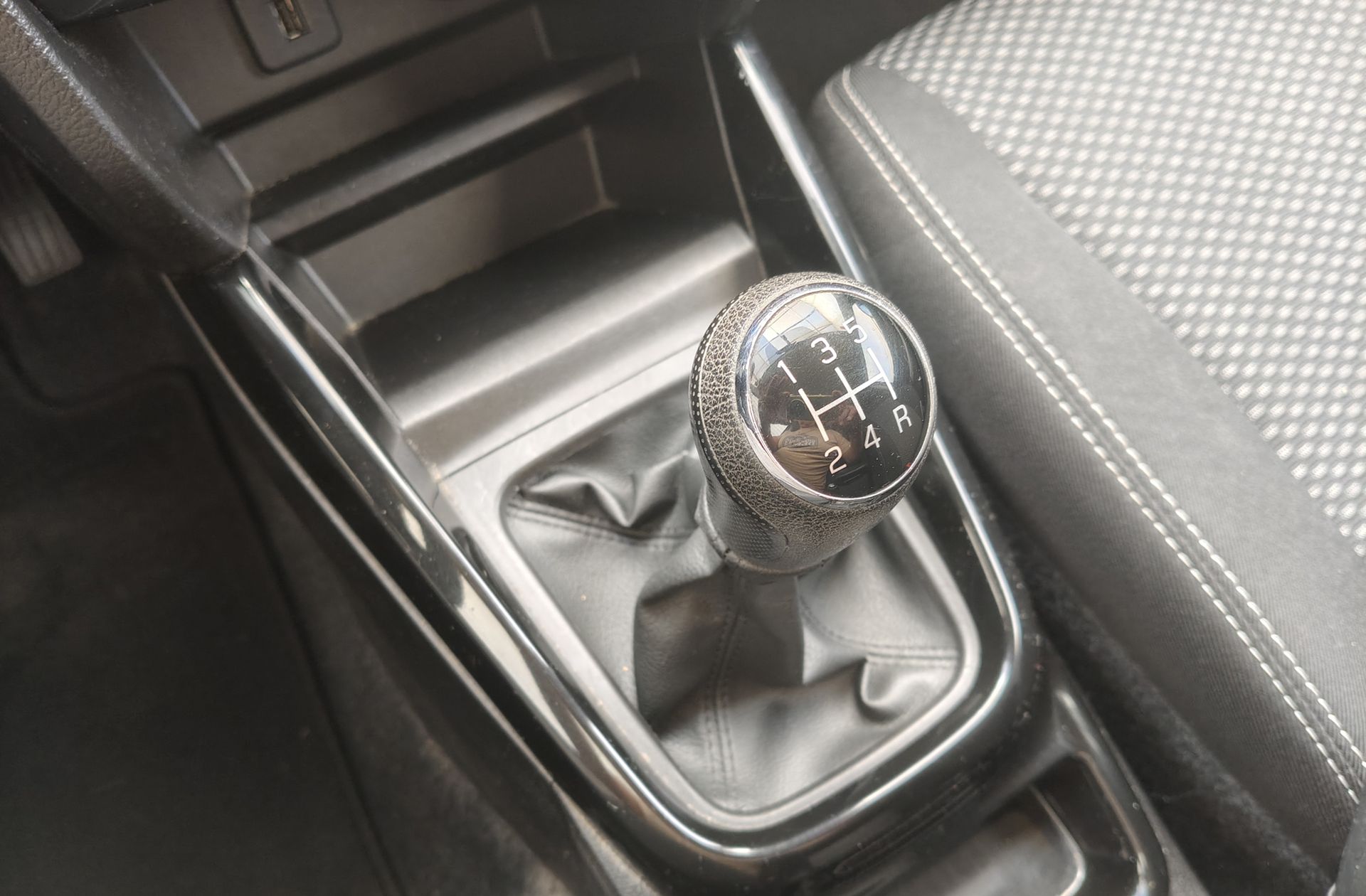 Suzuki Vitara 1.6 VVT GLE - foto 5