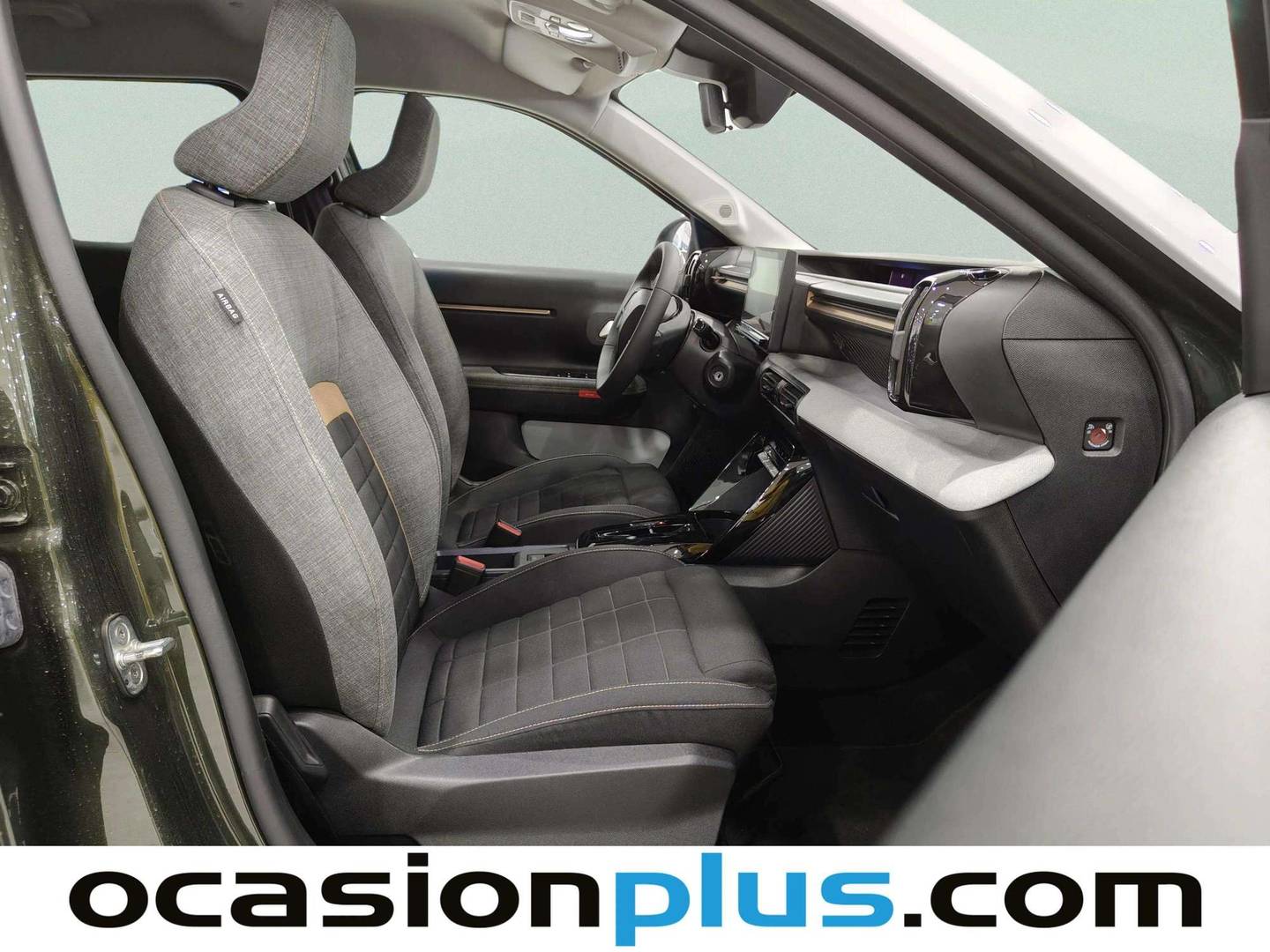 Citroën C3 Aircross Citroën C3 Aircross Hybrid 145 Plus e-DCS6 (145 CV) automático