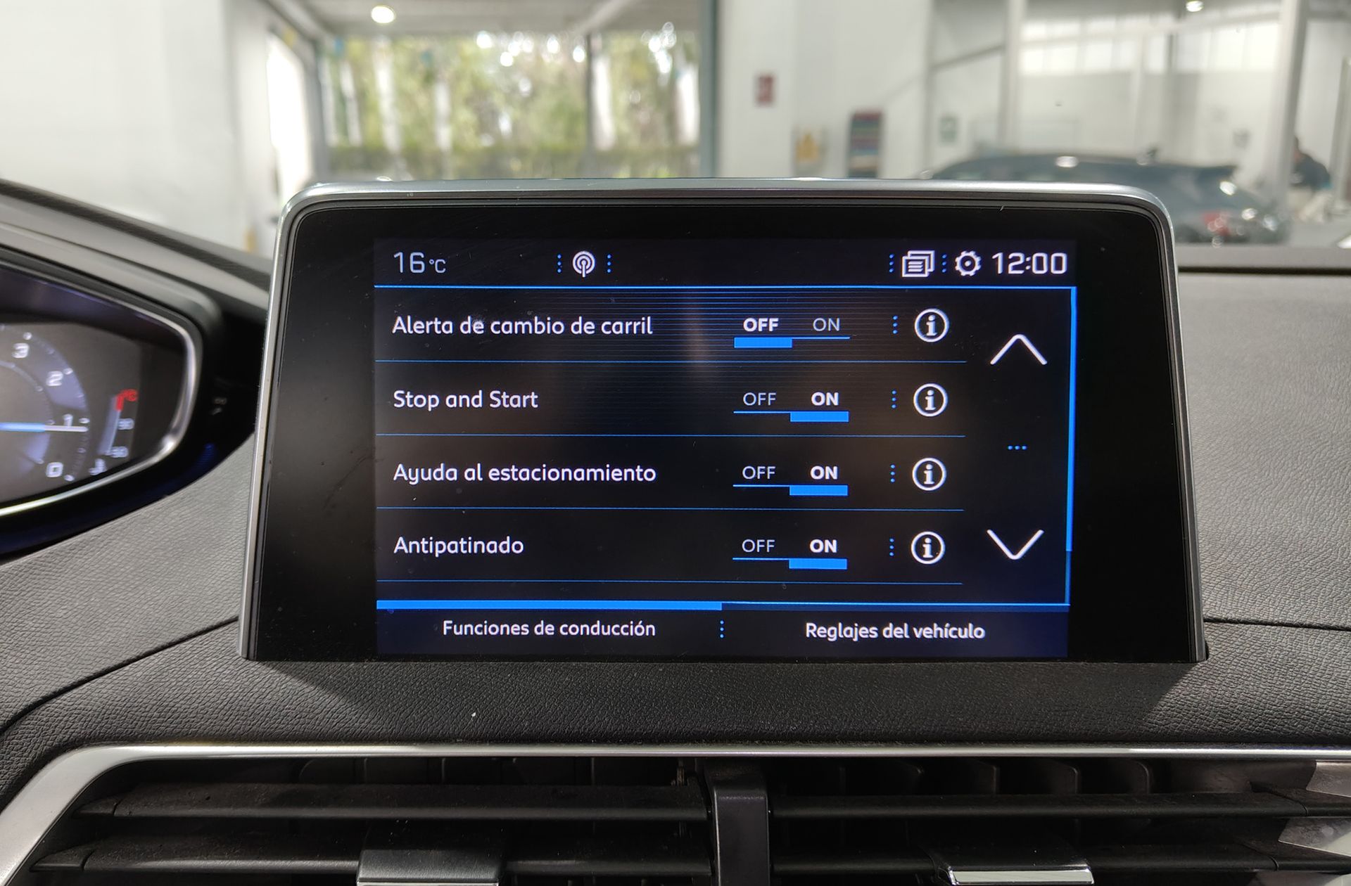 Peugeot 3008 PureTech 130 Allure EAT8 - foto 11