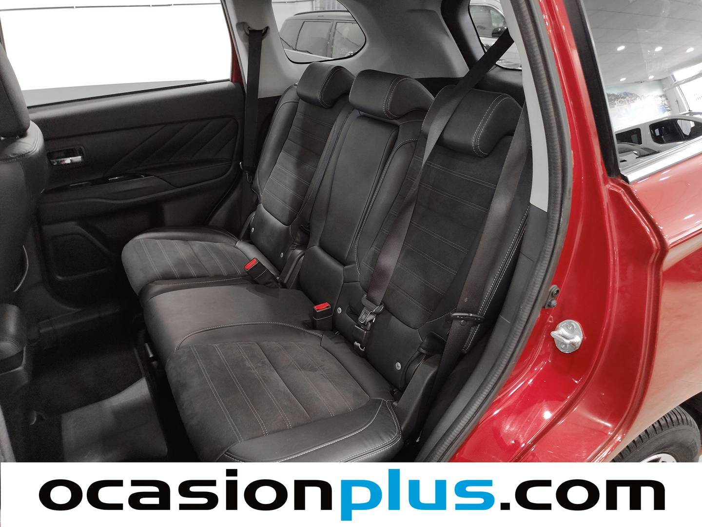 Mitsubishi Outlander Mitsubishi Outlander 2.0 PHEV Kaiteki 4WD Auto  (203 CV) seminuevo