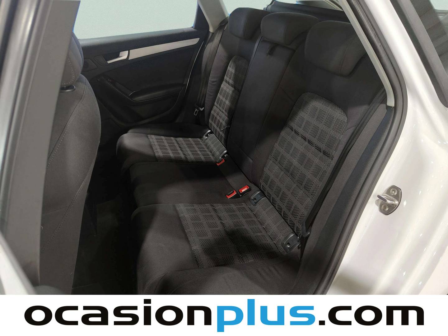 Foto asientos traseros Audi A4 Audi A4 Avant S line edition 2.0 TDI  (150 CV)