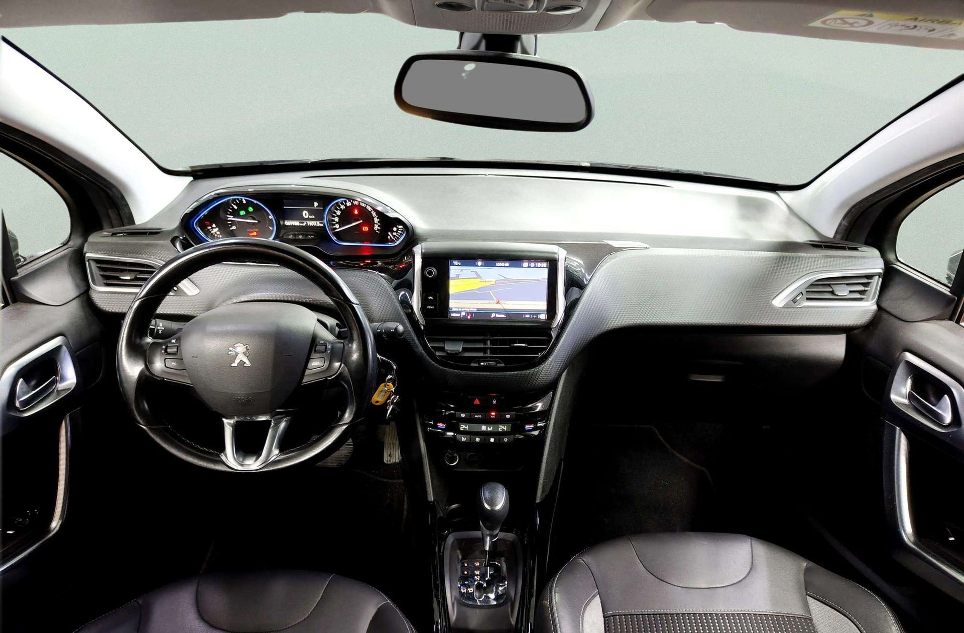 Peugeot 2008 PureTech 110 Allure EAT6 - foto 7
