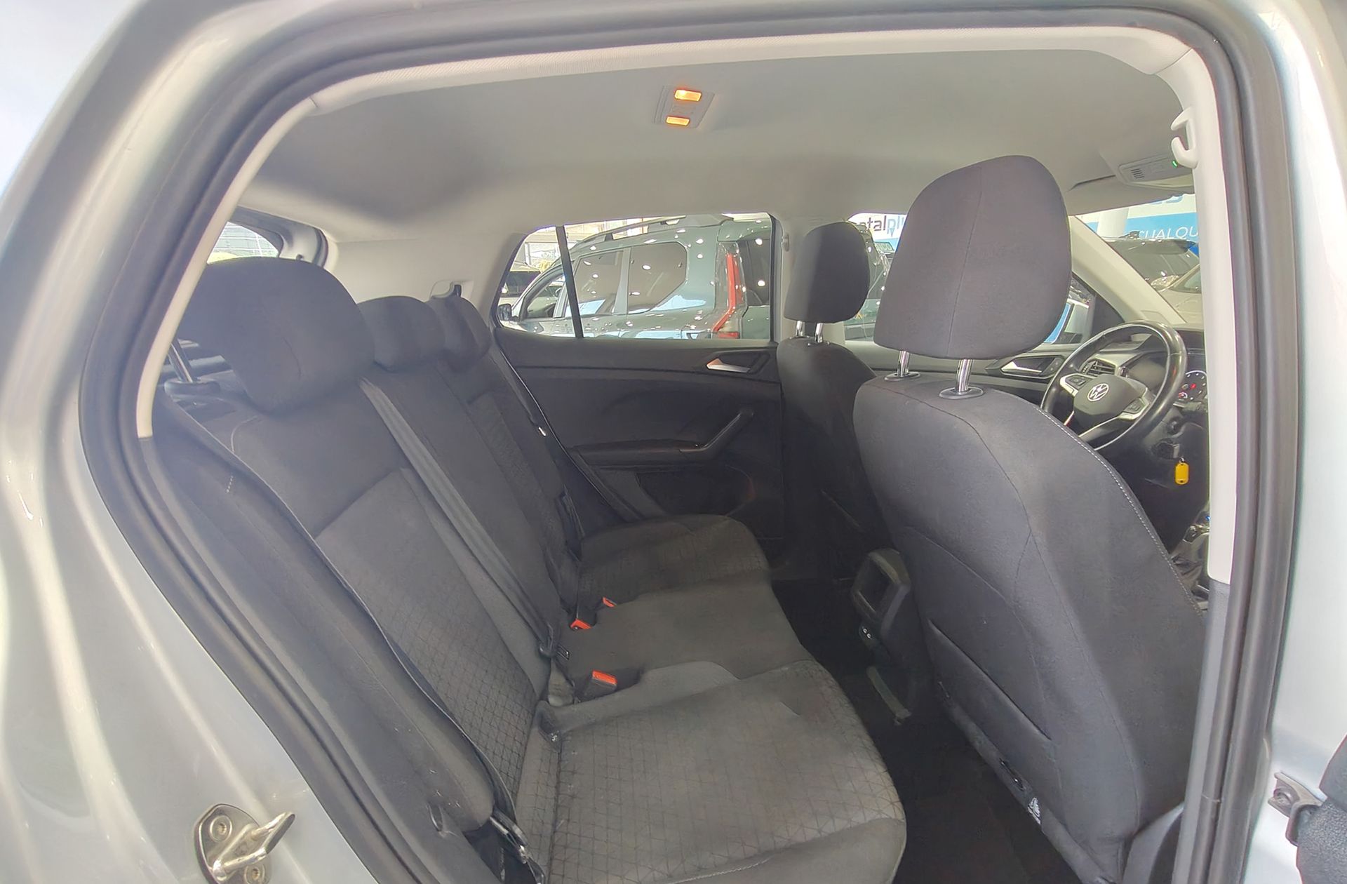 Volkswagen T-Cross Advance 1.0 TSI DSG - foto 13
