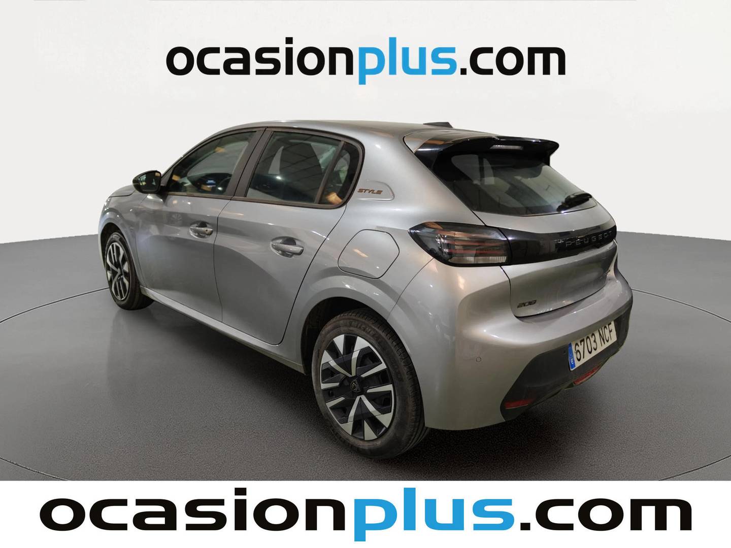 Foto trasera Peugeot 208 Peugeot 208 Style Hybrid 100 eDCS6 (100 CV) izquierda