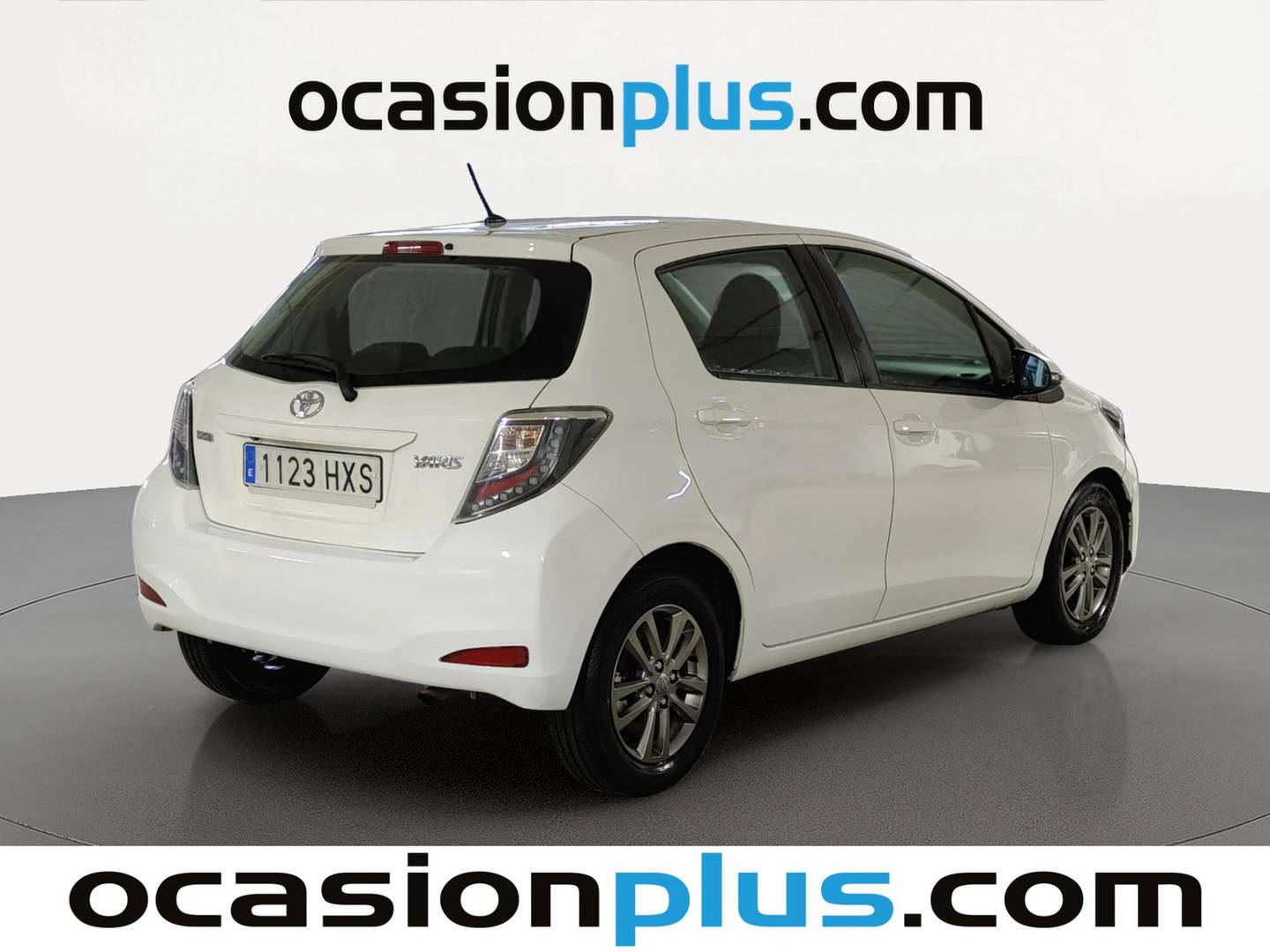 Foto trasera Toyota Yaris Toyota Yaris 90D Active (90 CV) derecha