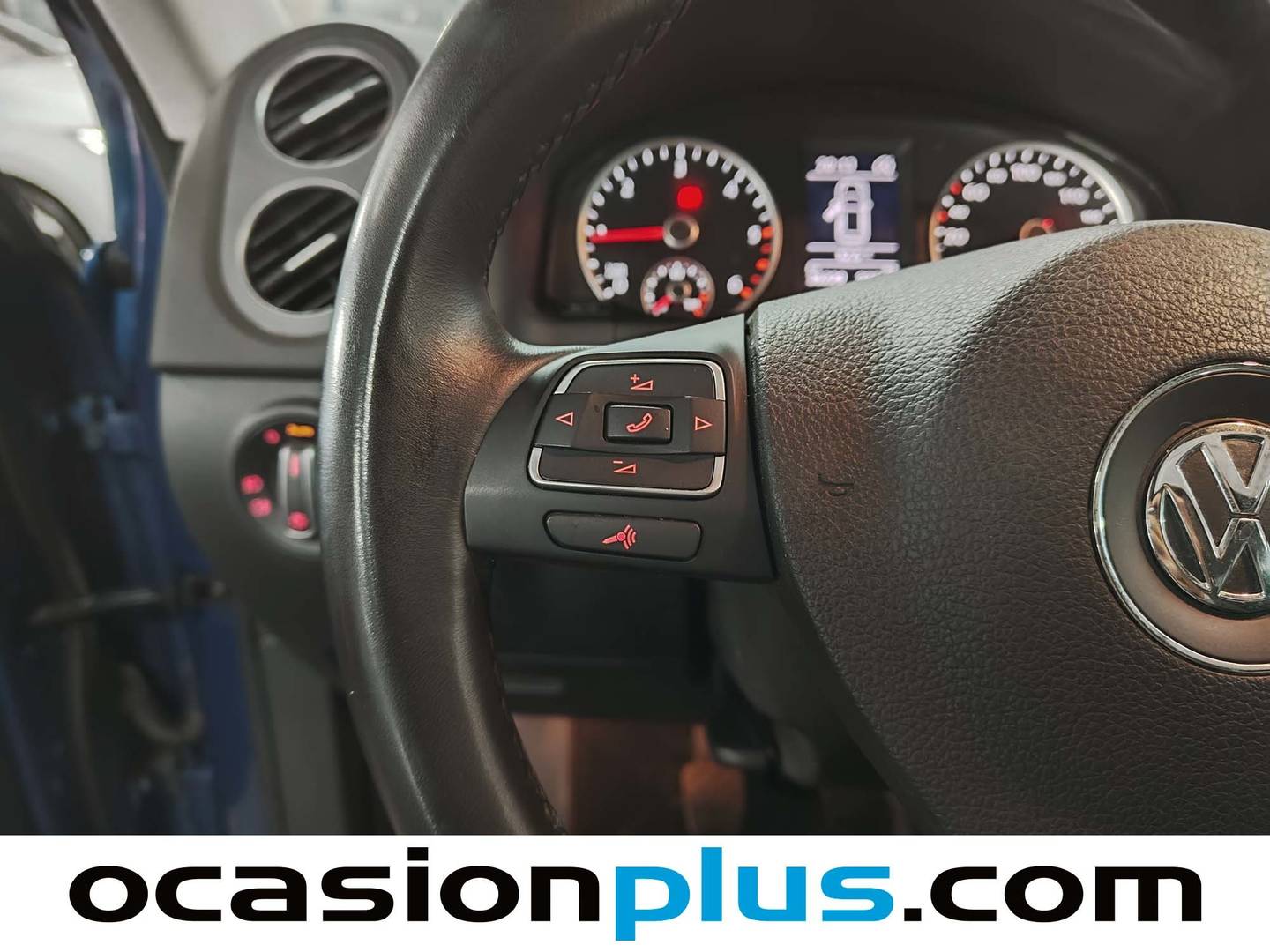 Foto Volkswagen Tiguan Volkswagen Tiguan 2.0 TDI BMT 4x2 (150 CV)