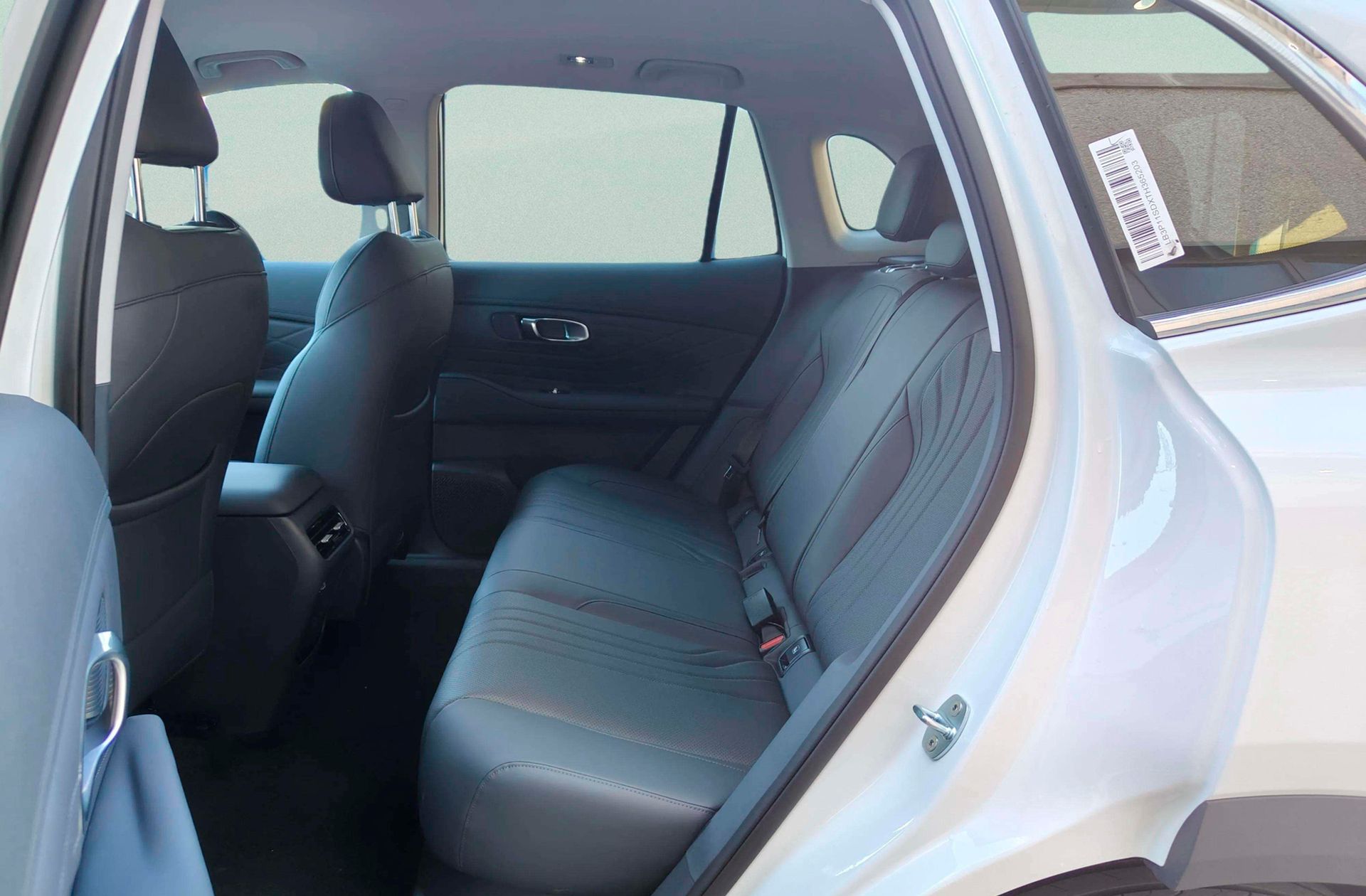 Geely Starray EM-i 1.5 PHEV Pro - foto 13