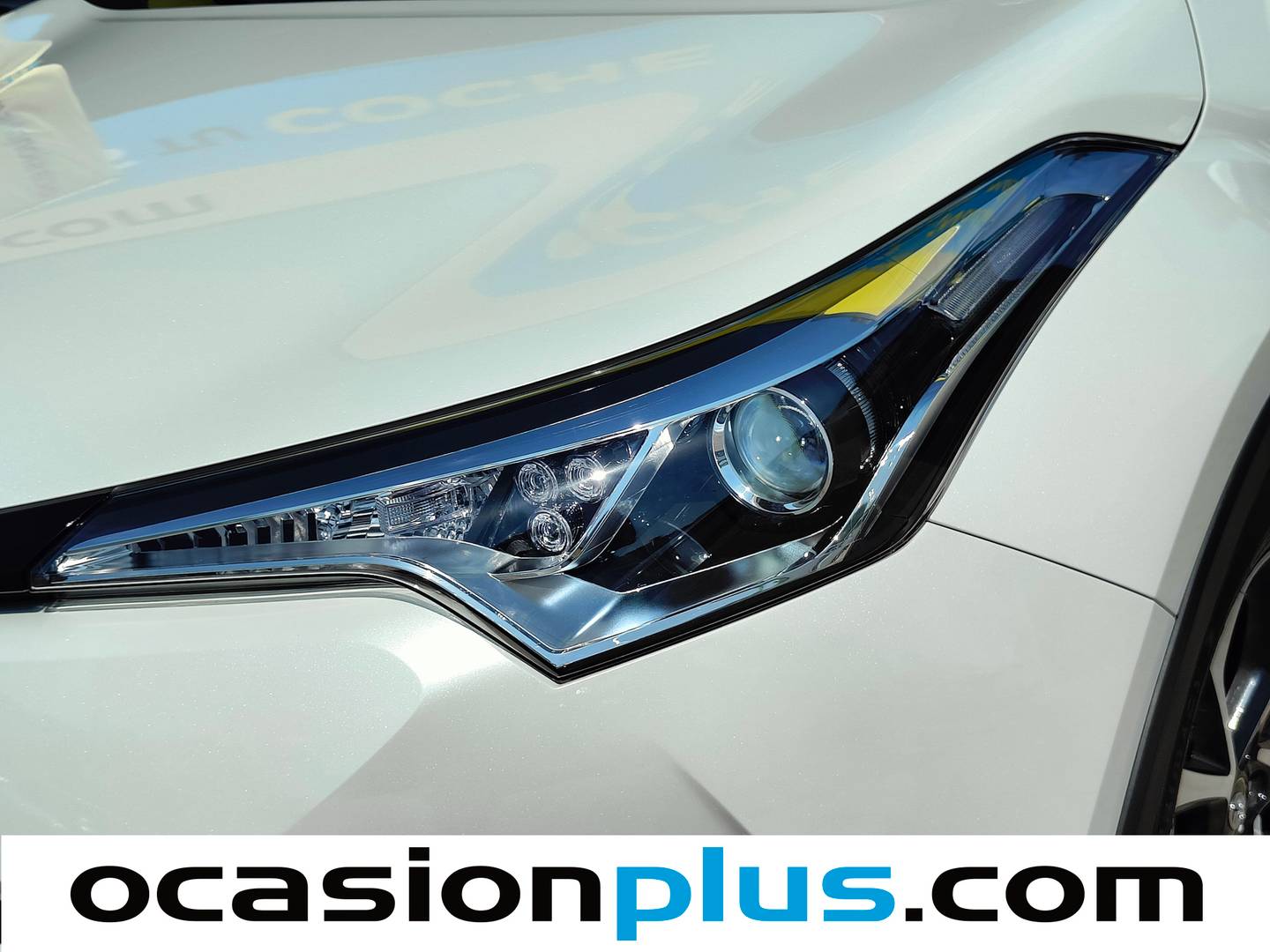 Acabados Toyota C-HR Toyota C-HR 1.8 125H Advance (122 CV)