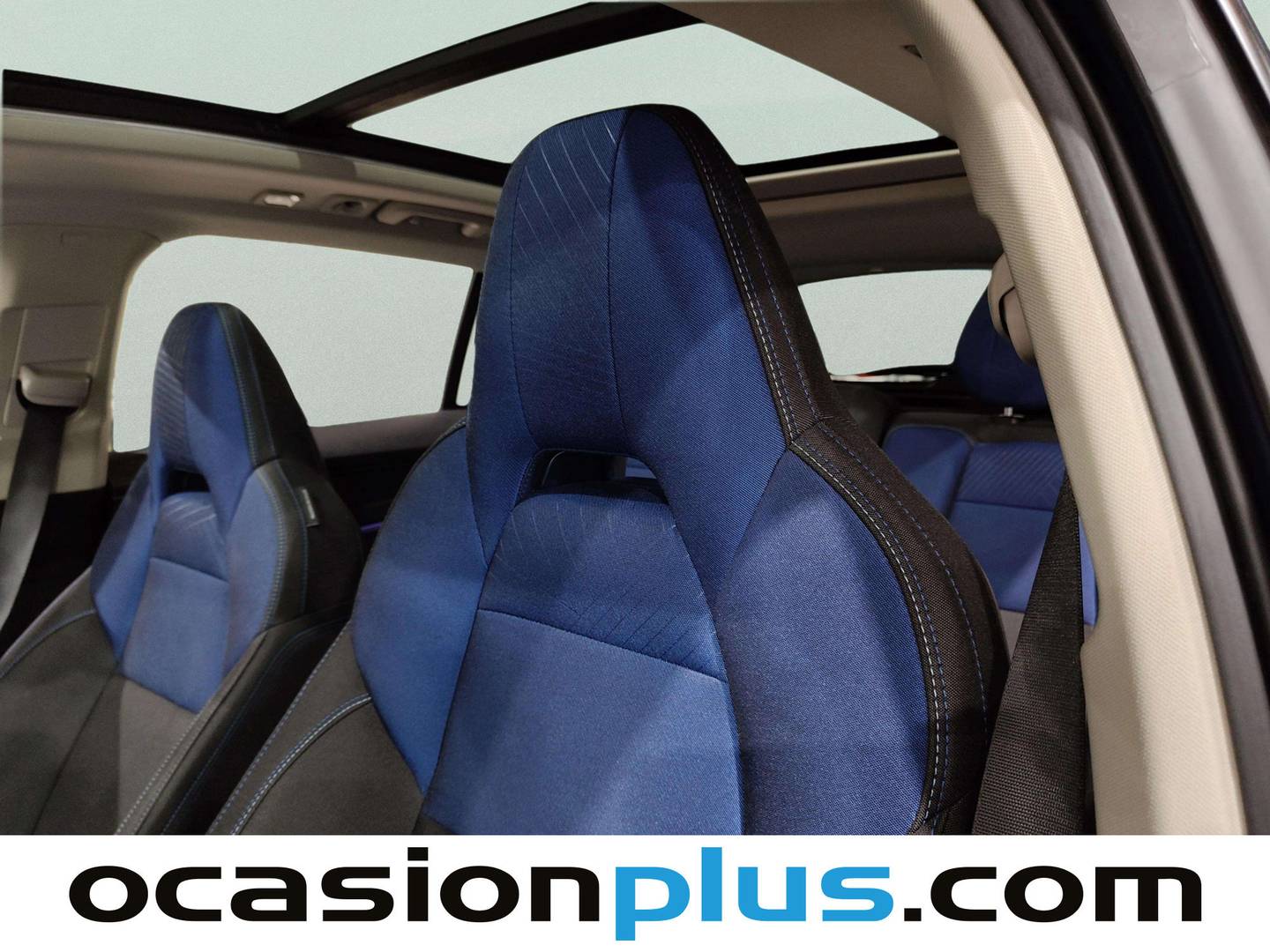 Equipamiento del Lynk & Co 01 Lynk & Co 01 1.5 PHEV (261 CV)
