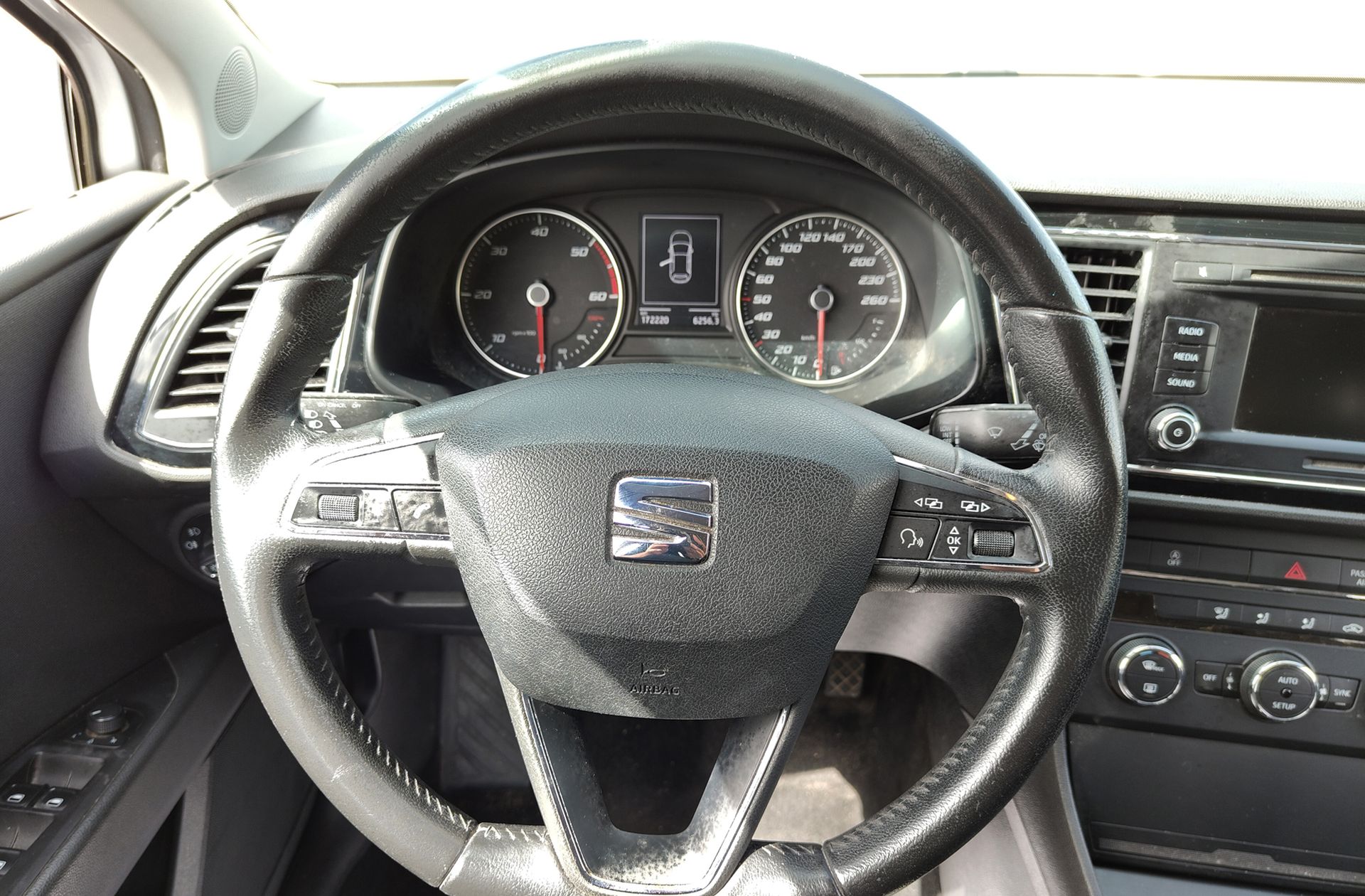 SEAT León 1.6 TDI Style - foto 16