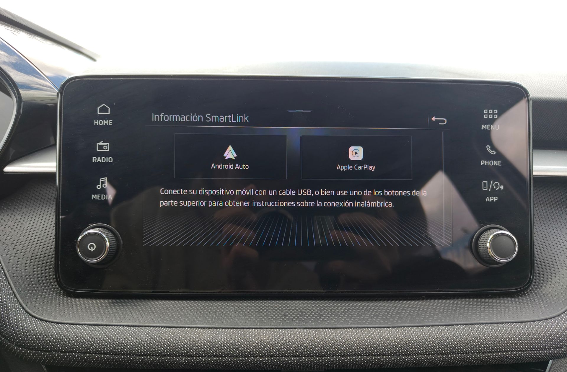 Škoda Fabia 1.0 TSI Selection DSG - foto 7