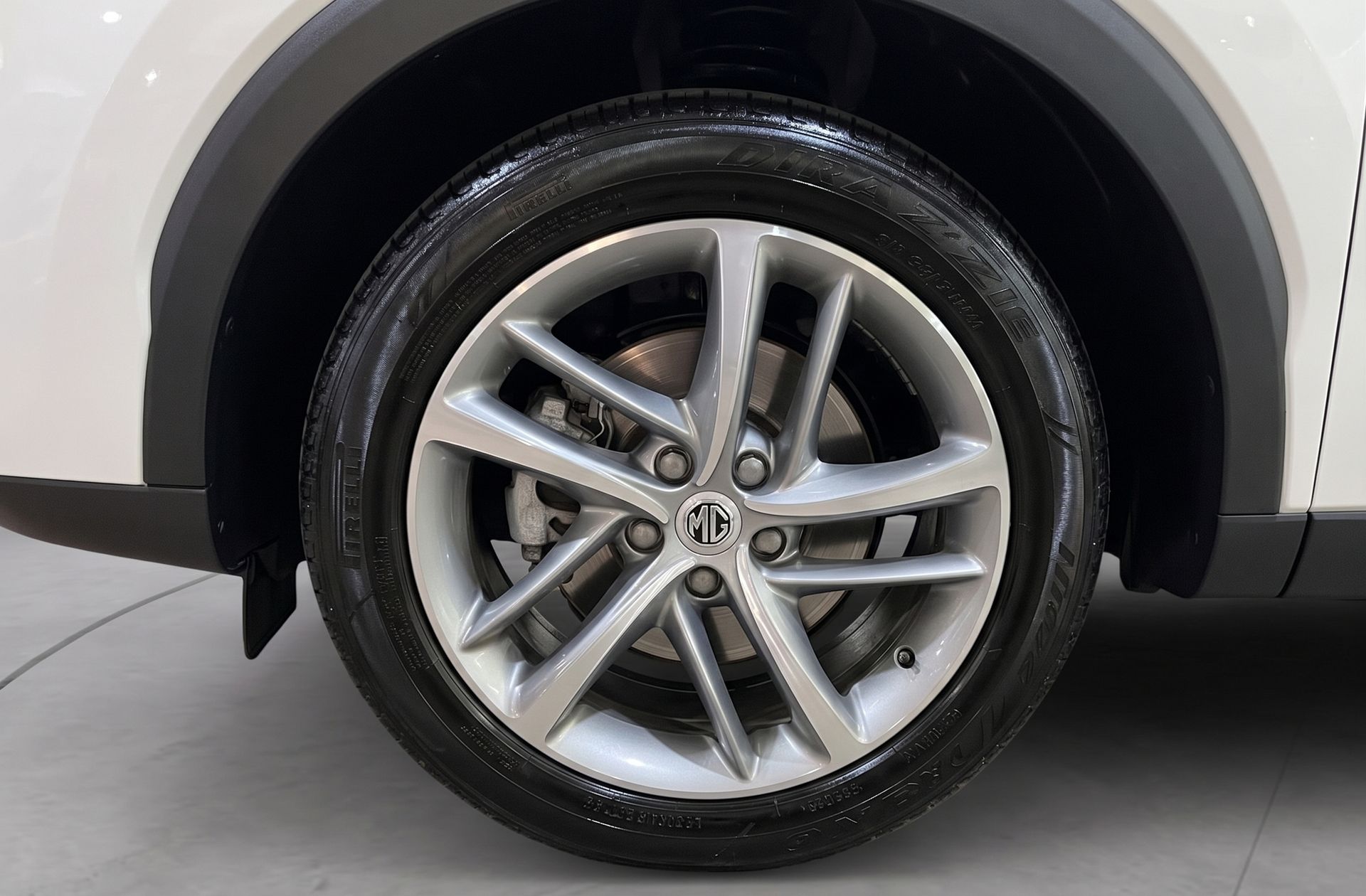 MG HS 1.5 Turbo GDI Luxury DCT - foto 40