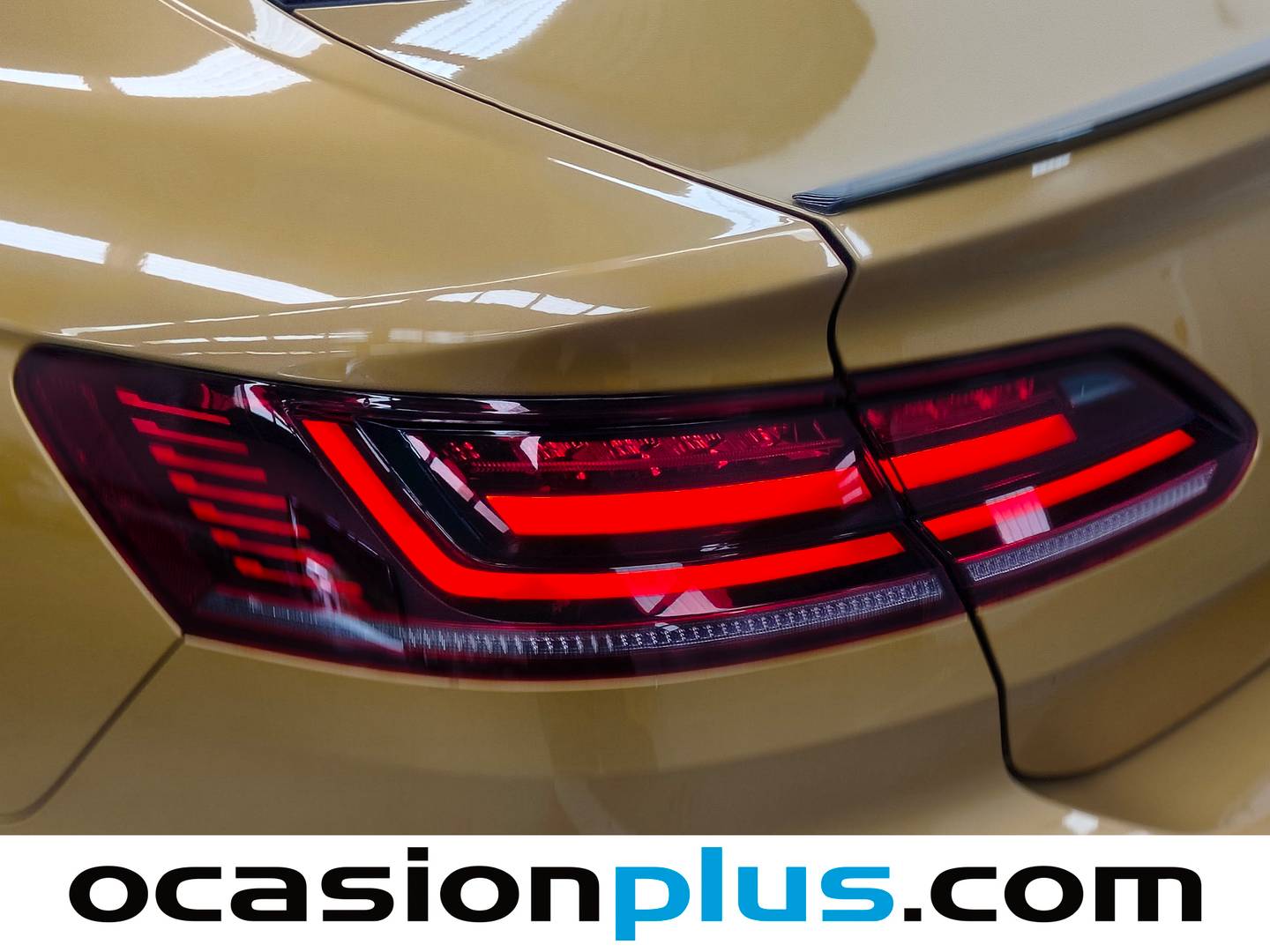 Volkswagen Arteon Volkswagen Arteon R-Line 2.0 TDI (150 CV) DSG de segunda mano