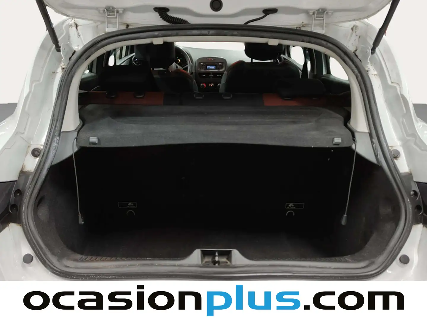 Foto Renault Clio Renault Clio 1.2 16v Authentique (75 CV)