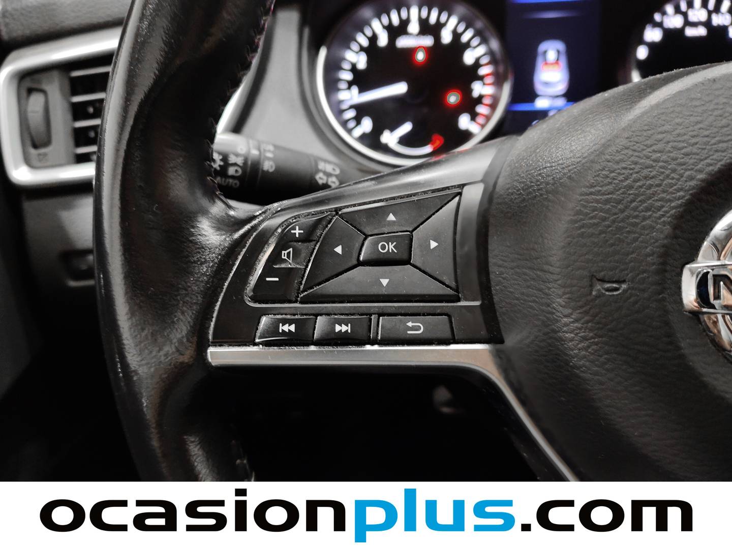 Nissan QASHQAI Nissan Qashqai DIG-T 140 Acenta 4x2 (140 CV) seminuevo