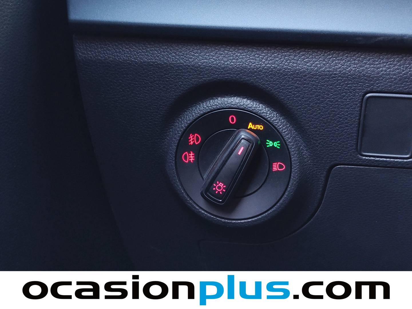 Foto Seat Arona SEAT Arona 1.0 TSI Xperience Plus DSG  (110 CV)