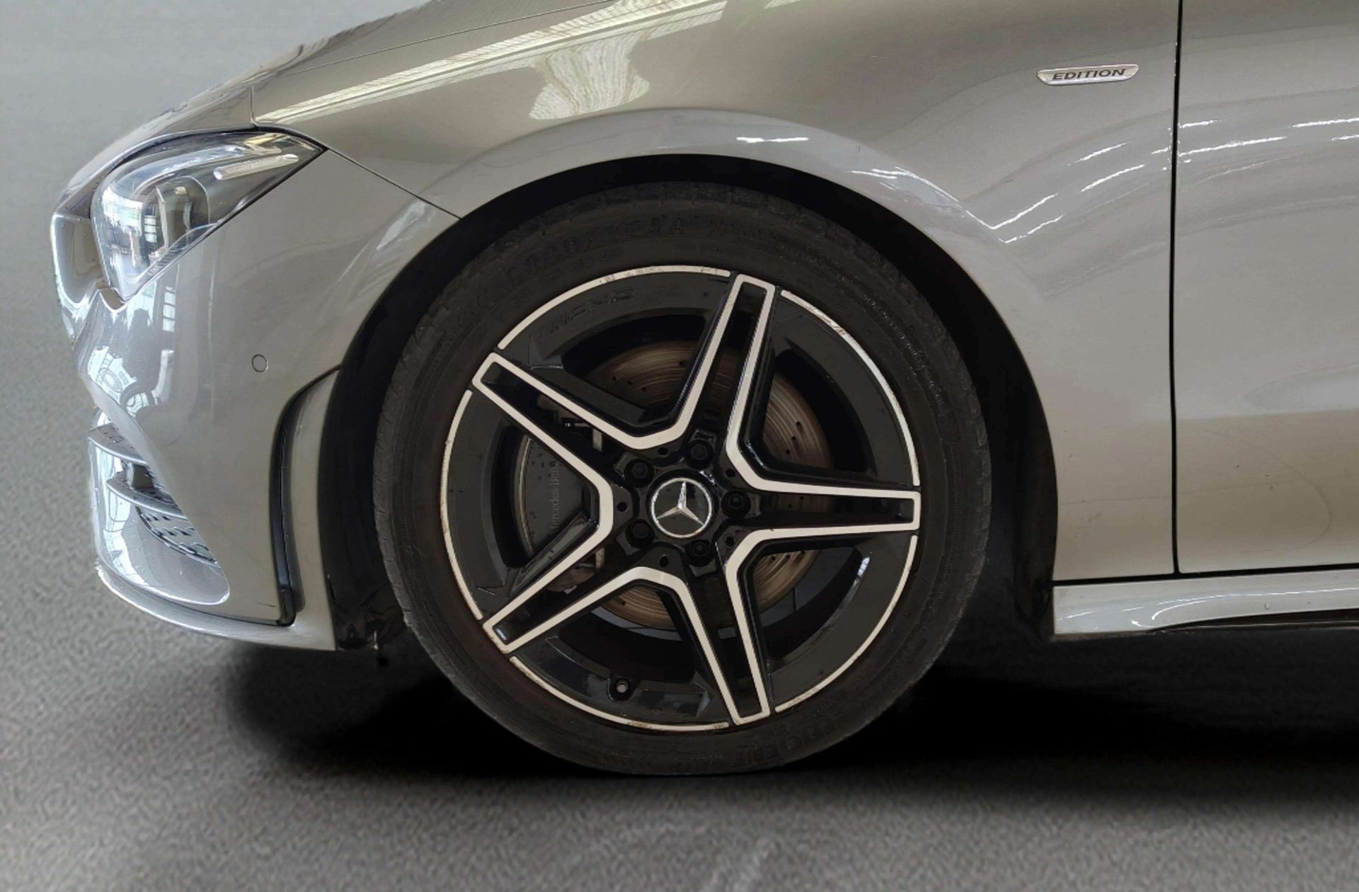 Mercedes-Benz CLA Shooting Brake Shooting Brake 200 d Pack AMG - foto 38