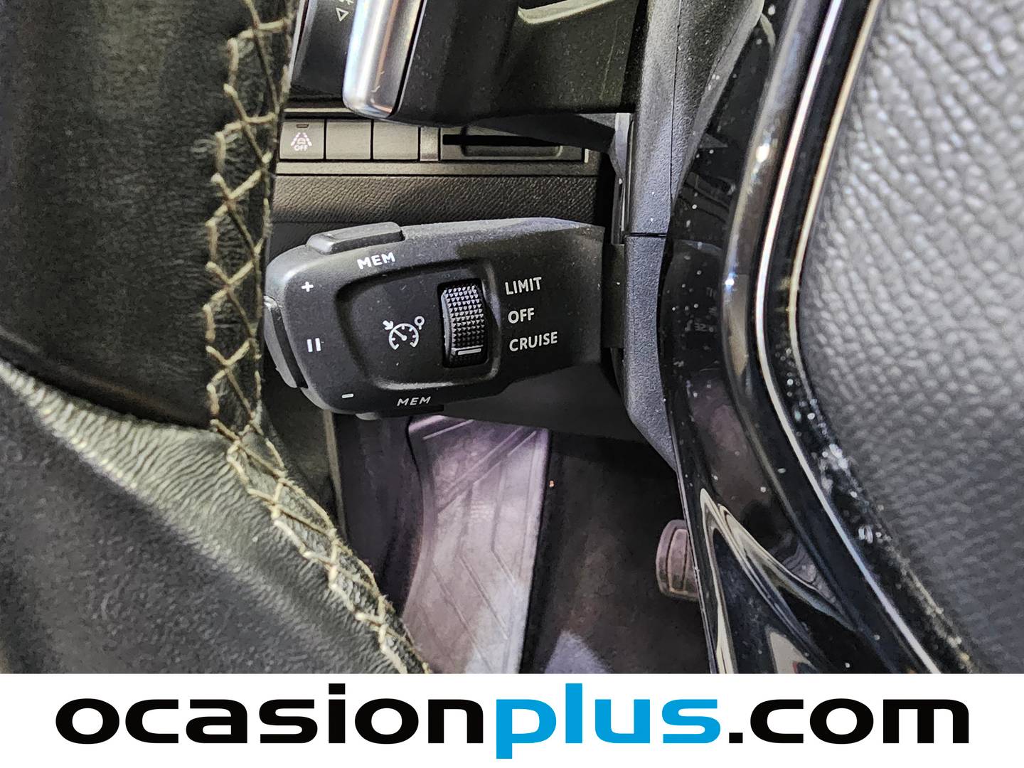 Foto Peugeot 5008 Peugeot 5008 PureTech 130 S&S Allure Pack EAT8 (130 CV) 7 PLAZAS