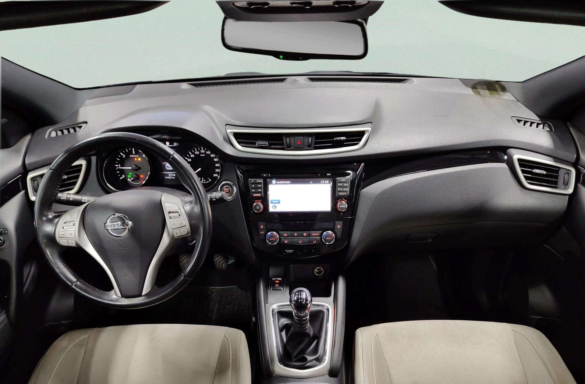 Nissan Qashqai dCi 130 Tekna 4x2 - foto 9