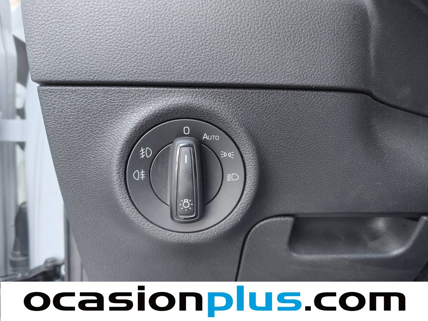 Foto Skoda Karoq Skoda Karoq 2.0 TDI Ambition 4X4 (150 CV)