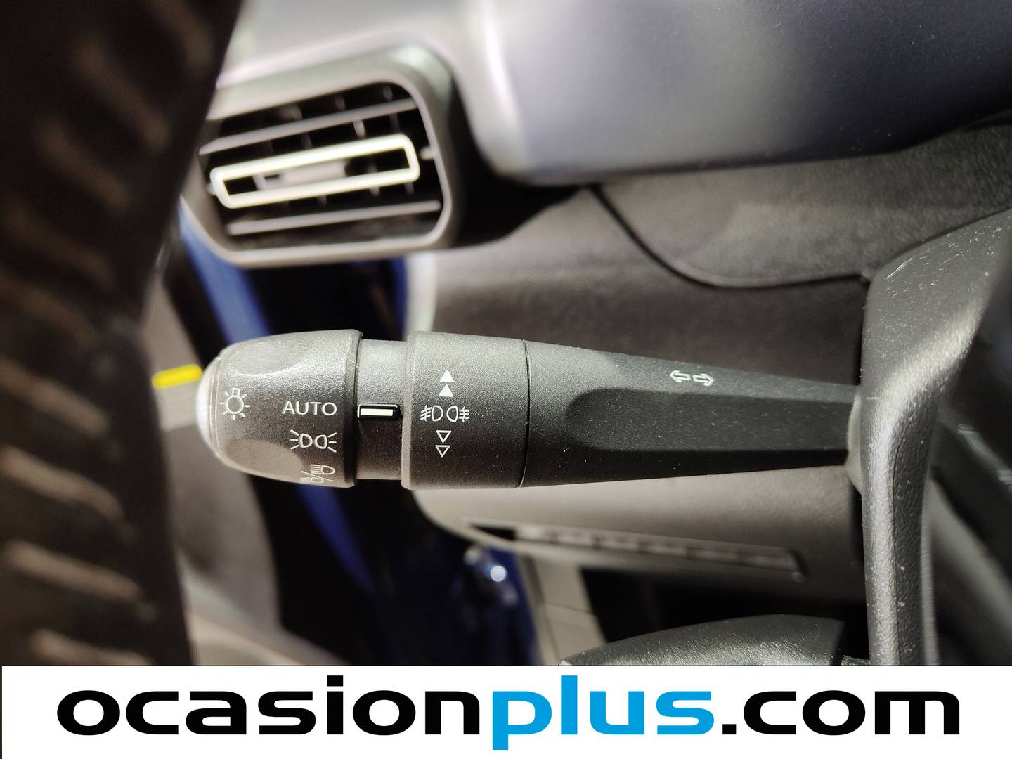 Equipamiento del Peugeot Rifter Peugeot Rifter PureTech Allure Standard (110 CV)