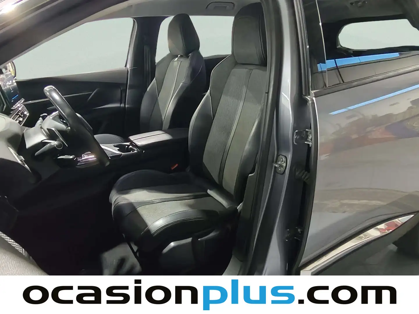 Foto Peugeot 5008 Peugeot 5008 PureTech 130 S&S Allure EAT8 (130 CV) 7 Plazas