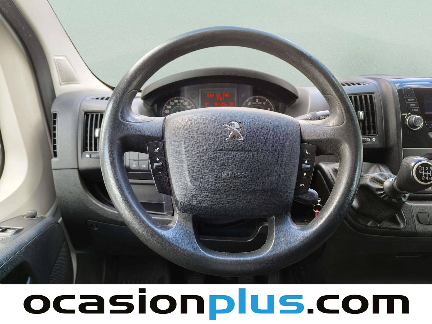 Foto Peugeot Boxer Peugeot Boxer BlueHDi 140 S&S 333 L2H1 (140 CV)