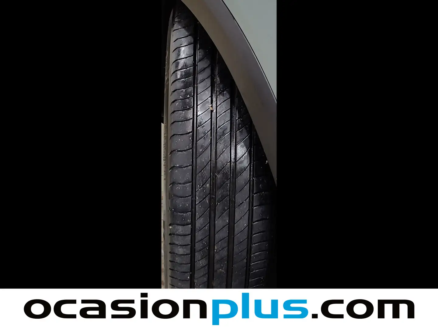 Foto Citroën ë-C4 Citroen ë-C4 eléctrico 50kWh Shine (136 CV)