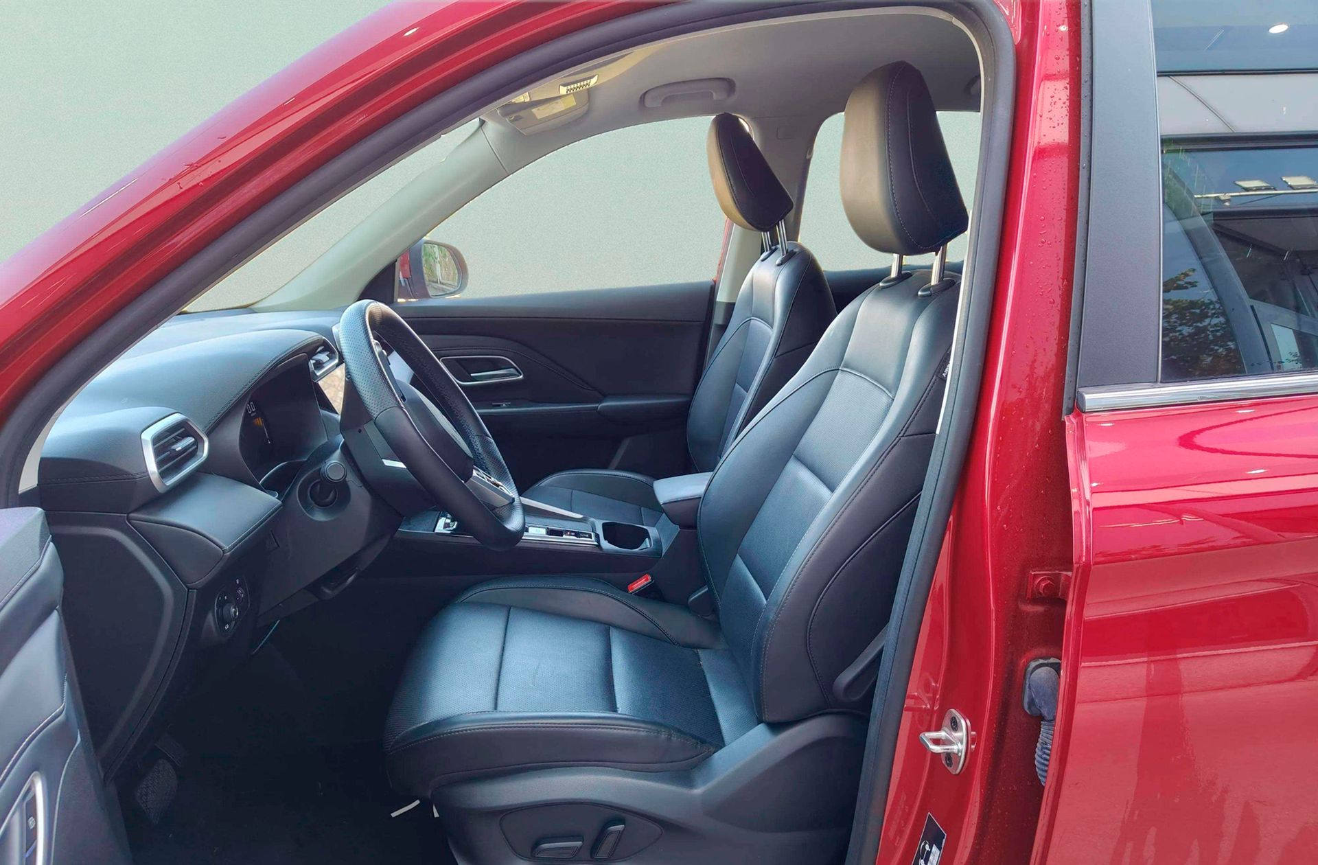 MG ZS 1.5 Hybrid+ Luxury - foto 12