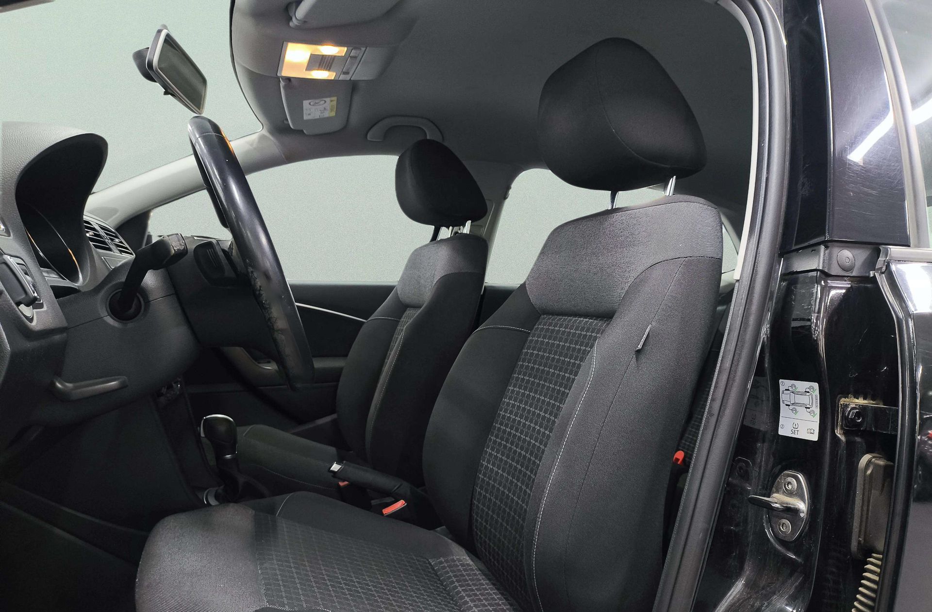 Volkswagen Polo Advance 1.4 TDI BMT DSG - foto 8