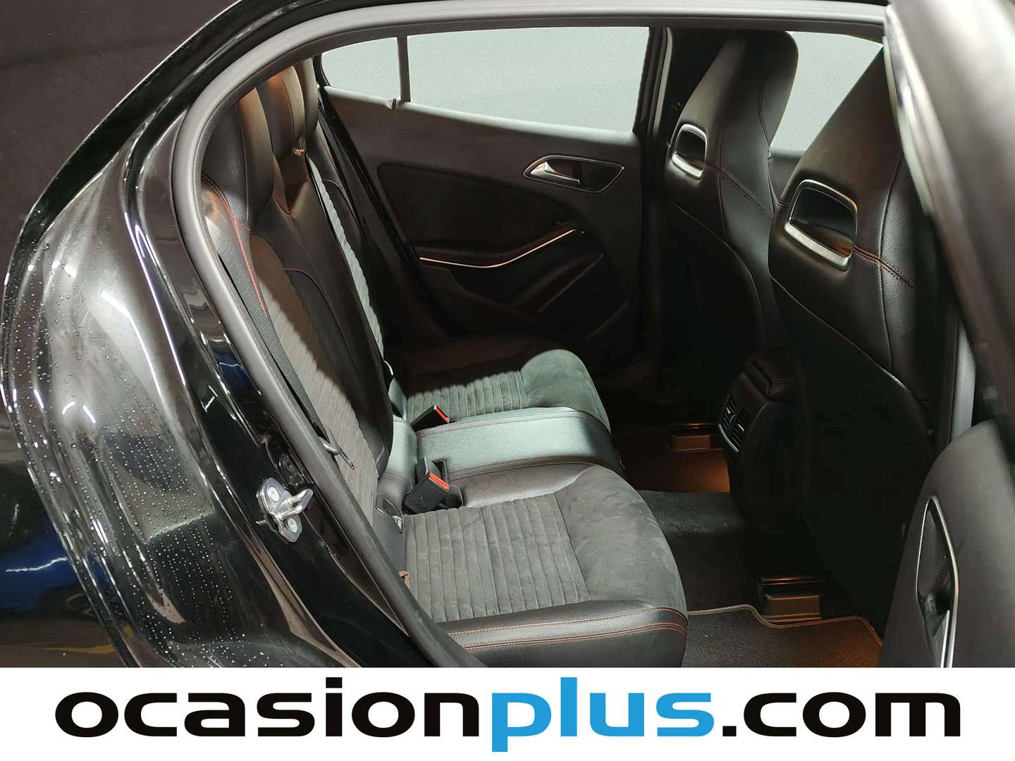 Foto Mercedes GLA Mercedes-Benz GLA GLA 200 d (136 CV) PACK AMG