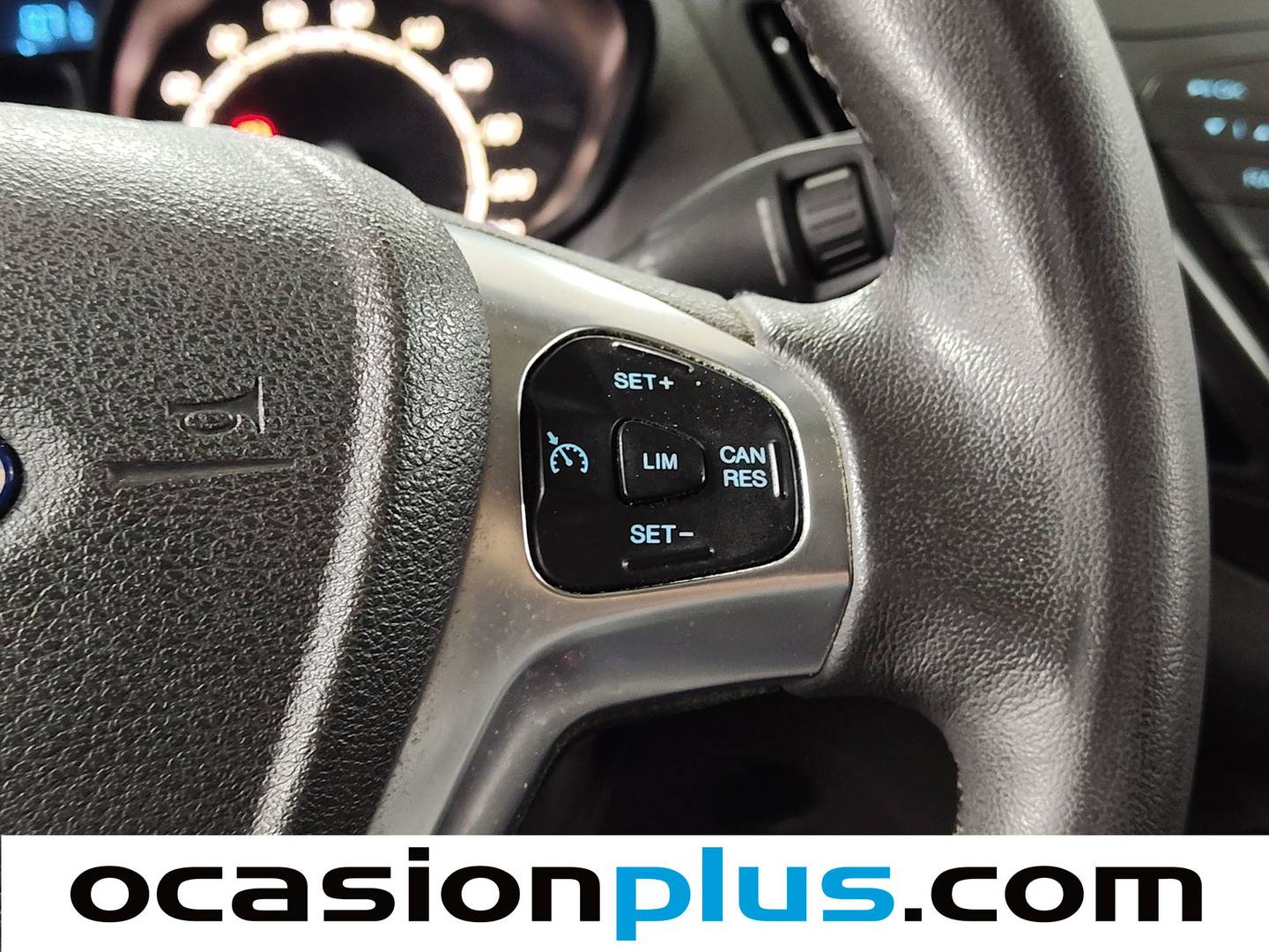 Acabados Ford Transit Courier Ford Transit Courier 1.6 TDCI Ambiente (95 CV) Isotermo