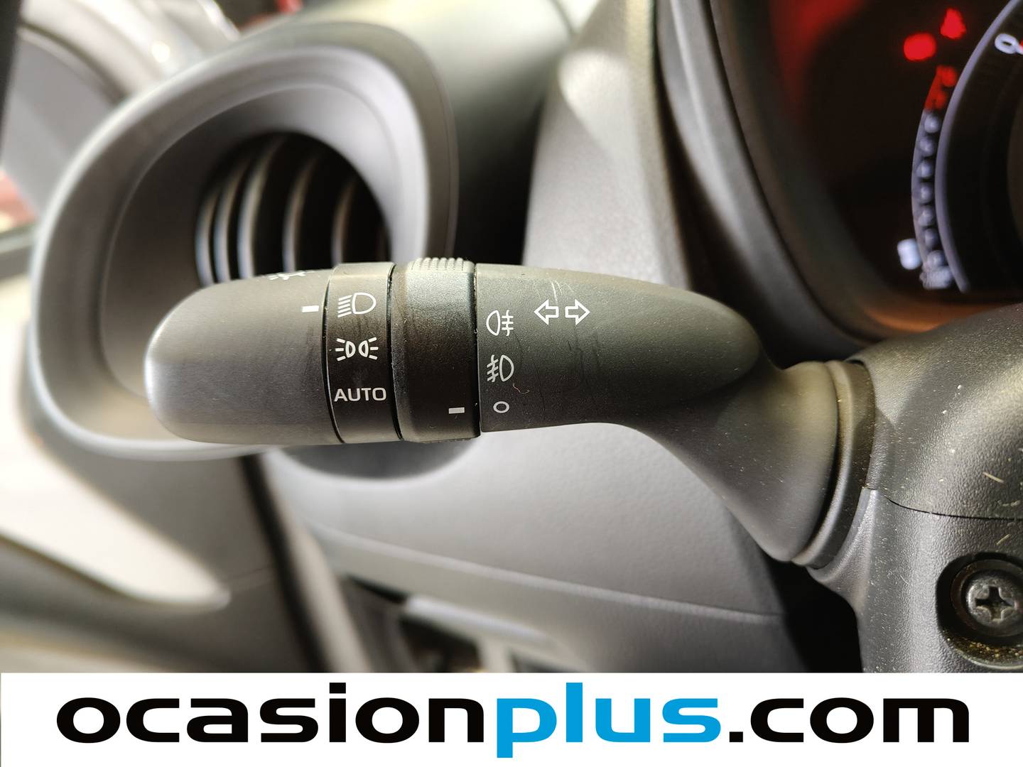 Toyota Aygo X Cross Toyota Aygo X Cross 1.0 VVT-I Play (72 CV) de segunda mano