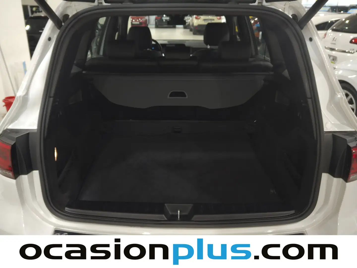 Foto Mercedes GLB Mercedes-Benz GLB GLB 220 D 4Matic (190 CV)